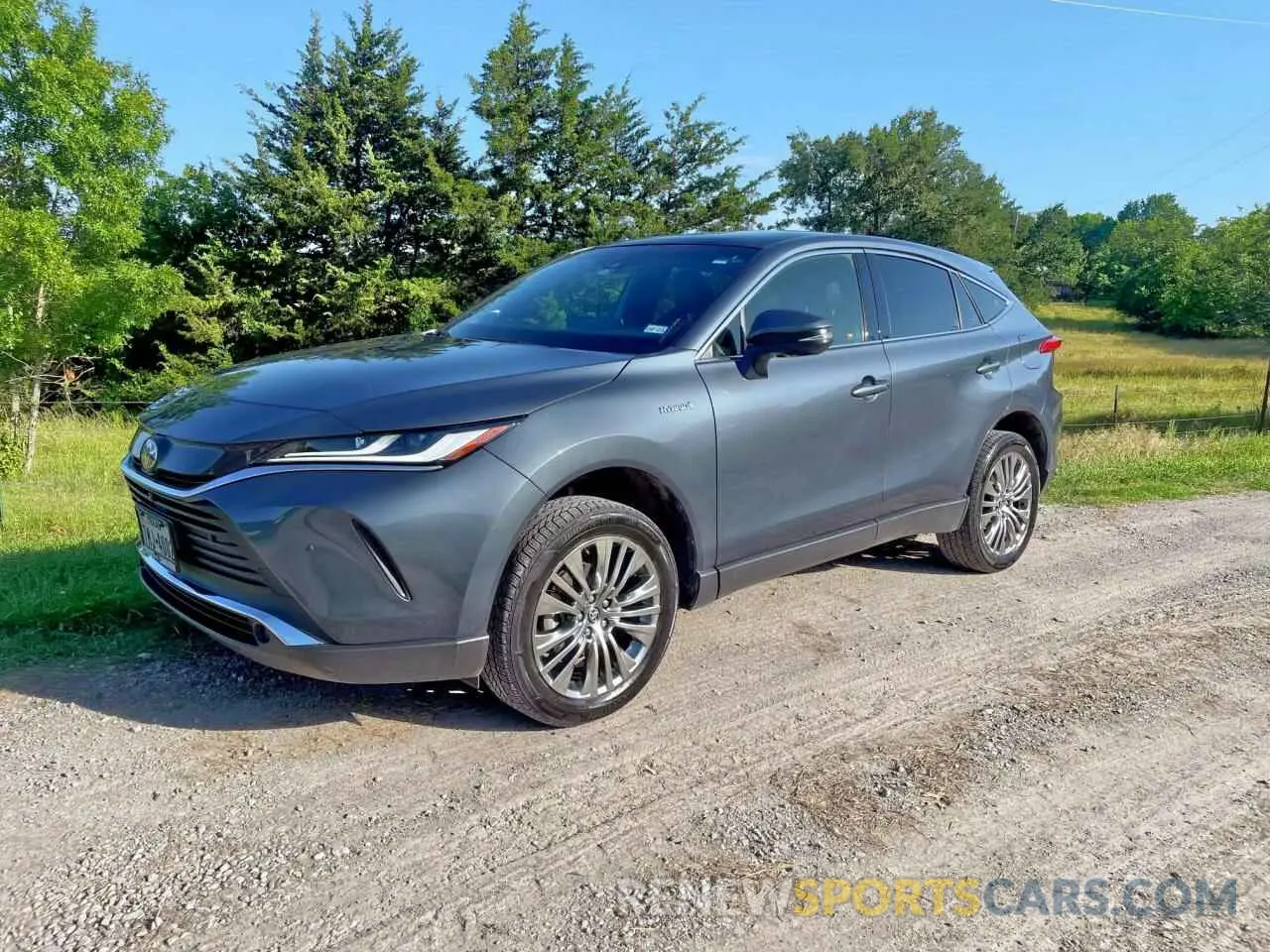2 Photograph of a damaged car JTEAAAAH1MJ019177 TOYOTA VENZA 2021