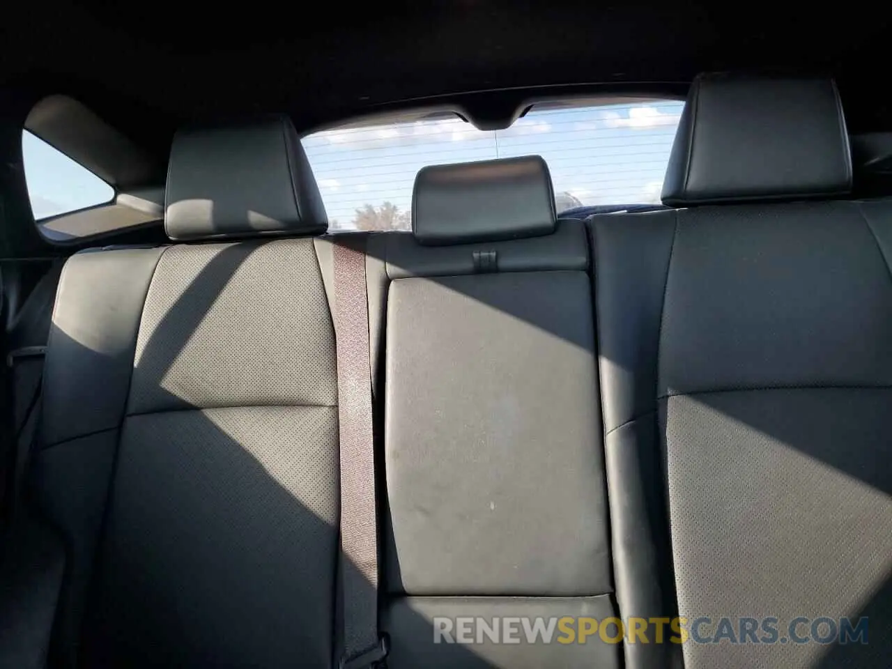 10 Photograph of a damaged car JTEAAAAH1MJ032043 TOYOTA VENZA 2021