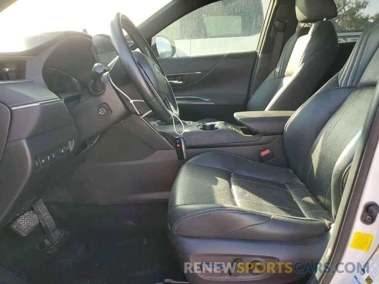 7 Photograph of a damaged car JTEAAAAH1MJ032043 TOYOTA VENZA 2021