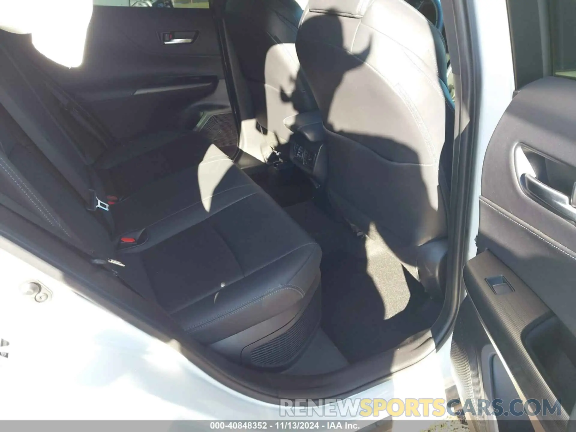 8 Photograph of a damaged car JTEAAAAH1MJ037985 TOYOTA VENZA 2021