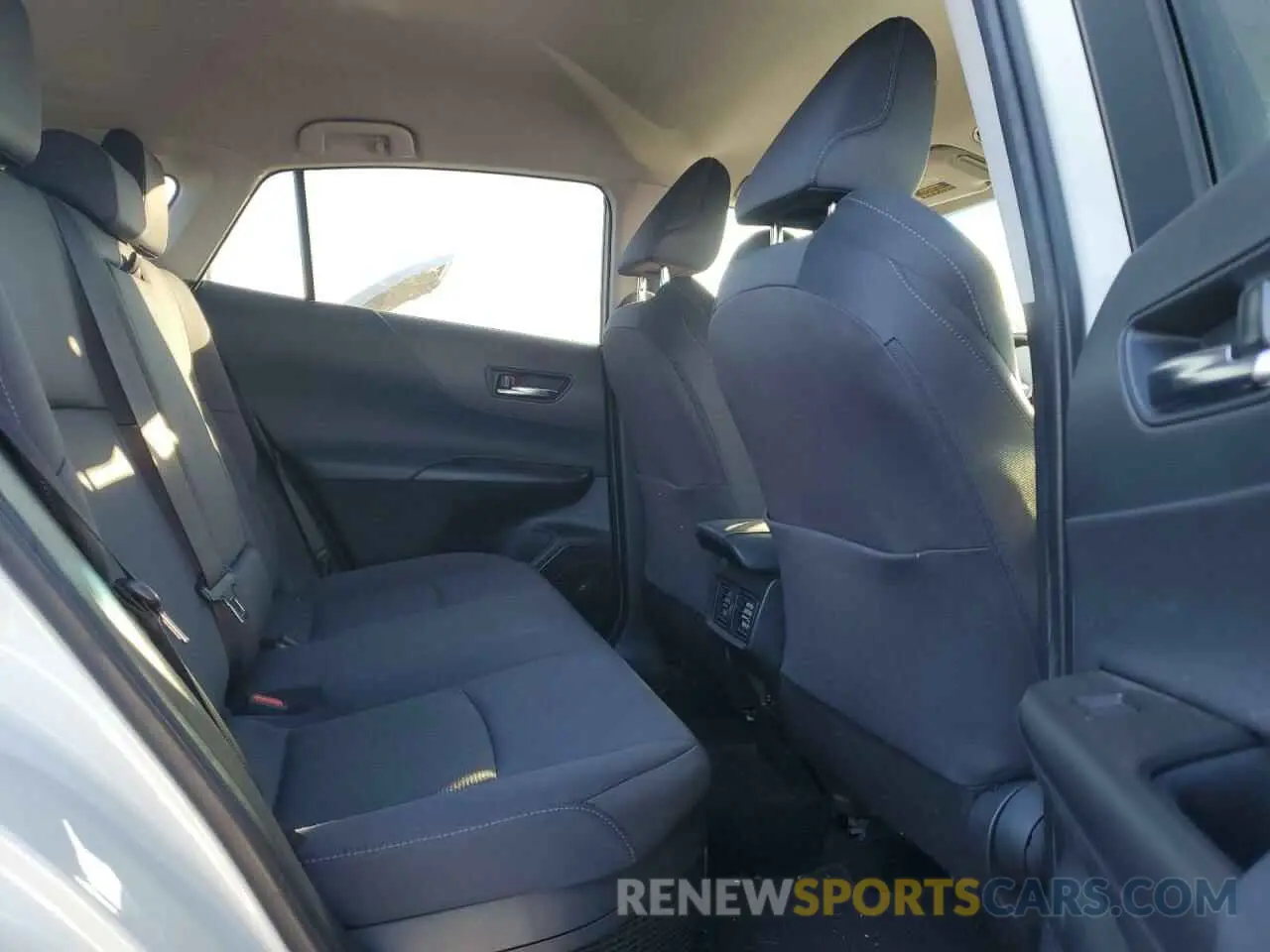 11 Фотография поврежденного автомобиля JTEAAAAH2MJ007362 TOYOTA VENZA 2021