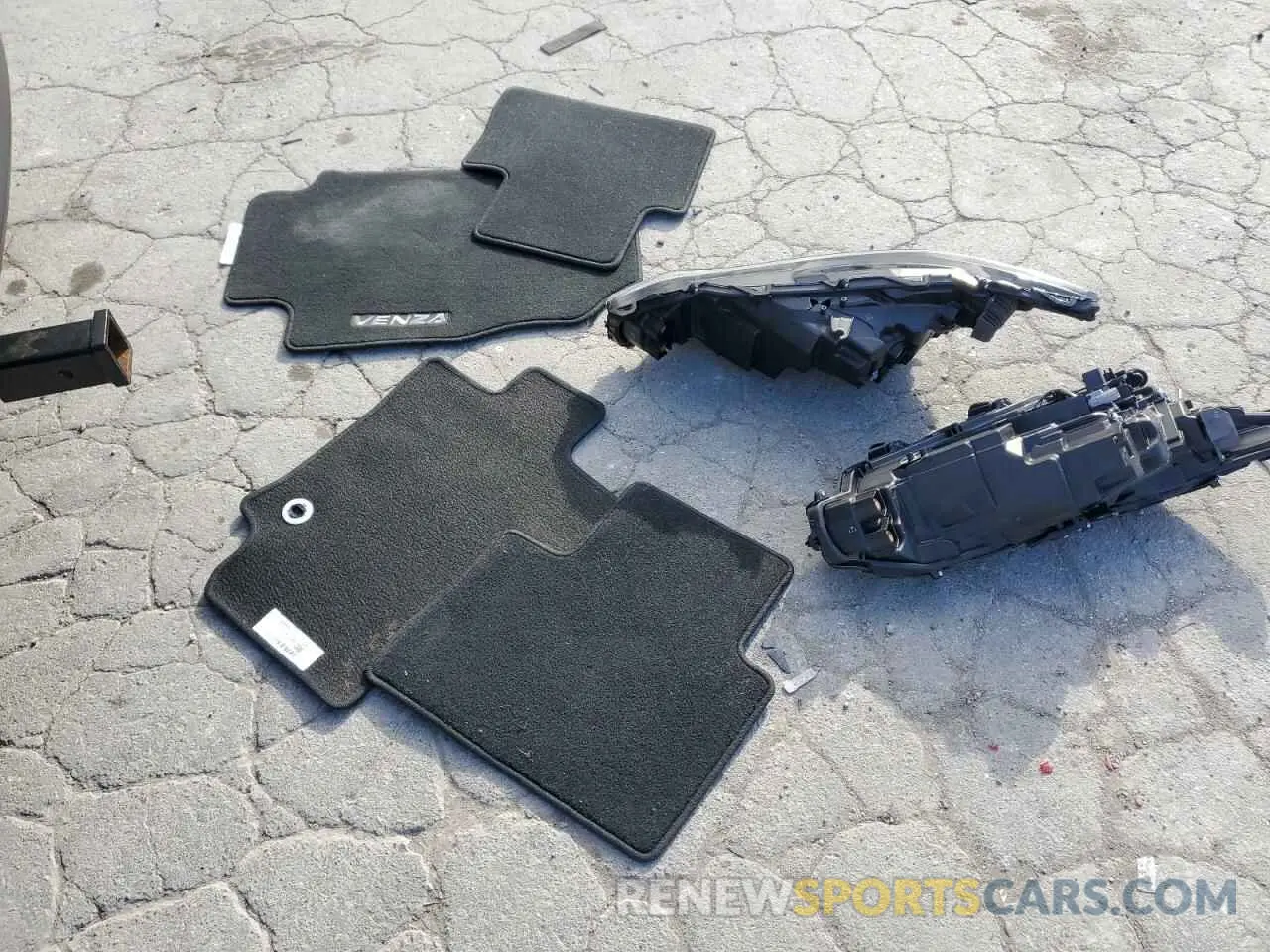 13 Фотография поврежденного автомобиля JTEAAAAH2MJ031077 TOYOTA VENZA 2021