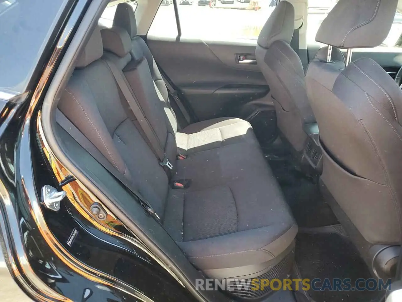 11 Photograph of a damaged car JTEAAAAH2MJ052446 TOYOTA VENZA 2021