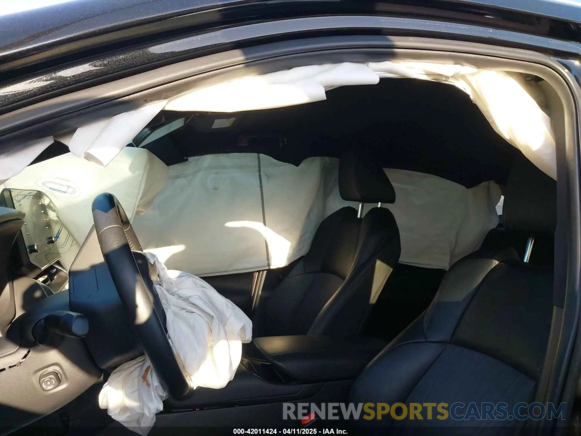 18 Photograph of a damaged car JTEAAAAH2MJ069392 TOYOTA VENZA 2021