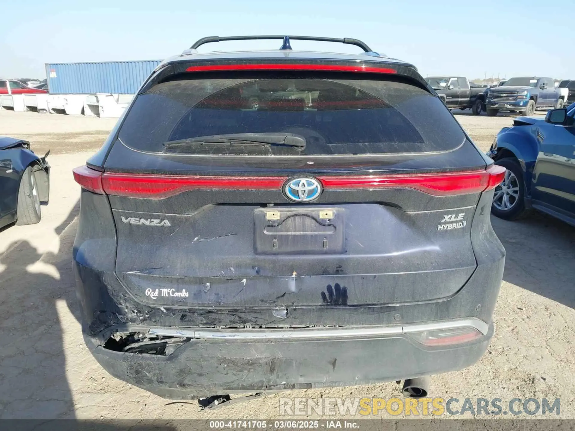 16 Photograph of a damaged car JTEAAAAH3MJ005992 TOYOTA VENZA 2021