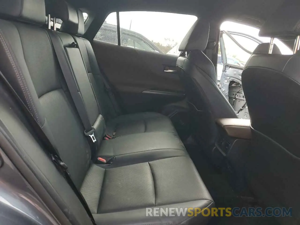 11 Photograph of a damaged car JTEAAAAH3MJ028818 TOYOTA VENZA 2021