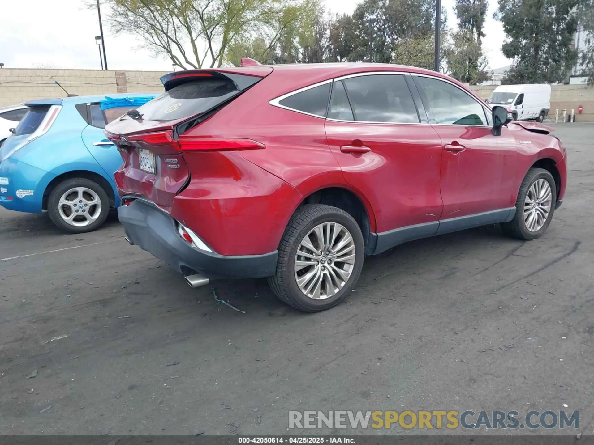 4 Photograph of a damaged car JTEAAAAH4MJ004978 TOYOTA VENZA 2021