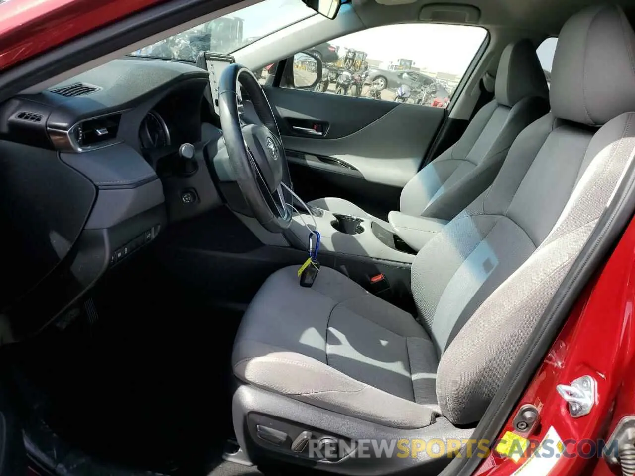 7 Photograph of a damaged car JTEAAAAH4MJ016015 TOYOTA VENZA 2021