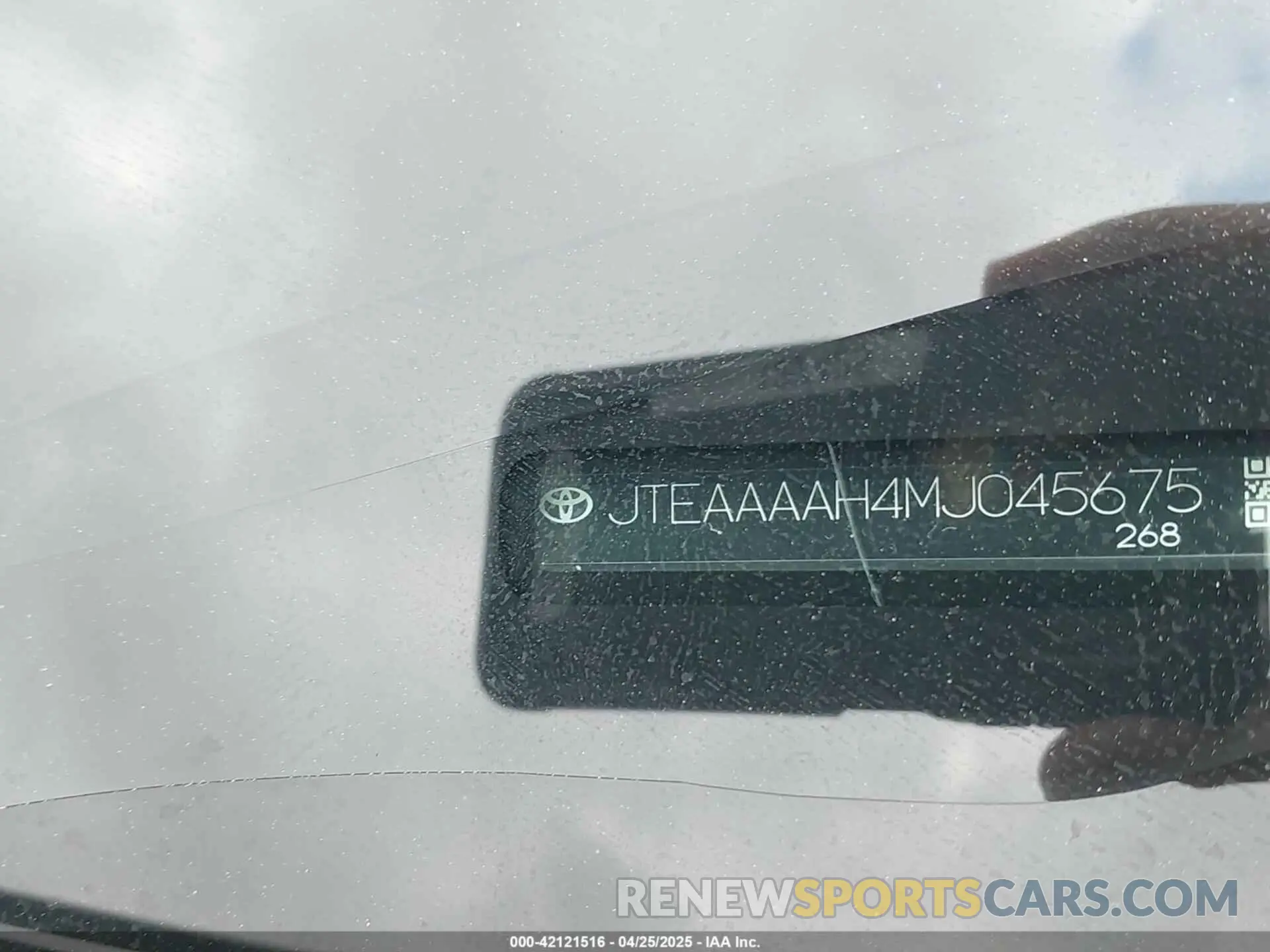 9 Photograph of a damaged car JTEAAAAH4MJ045675 TOYOTA VENZA 2021