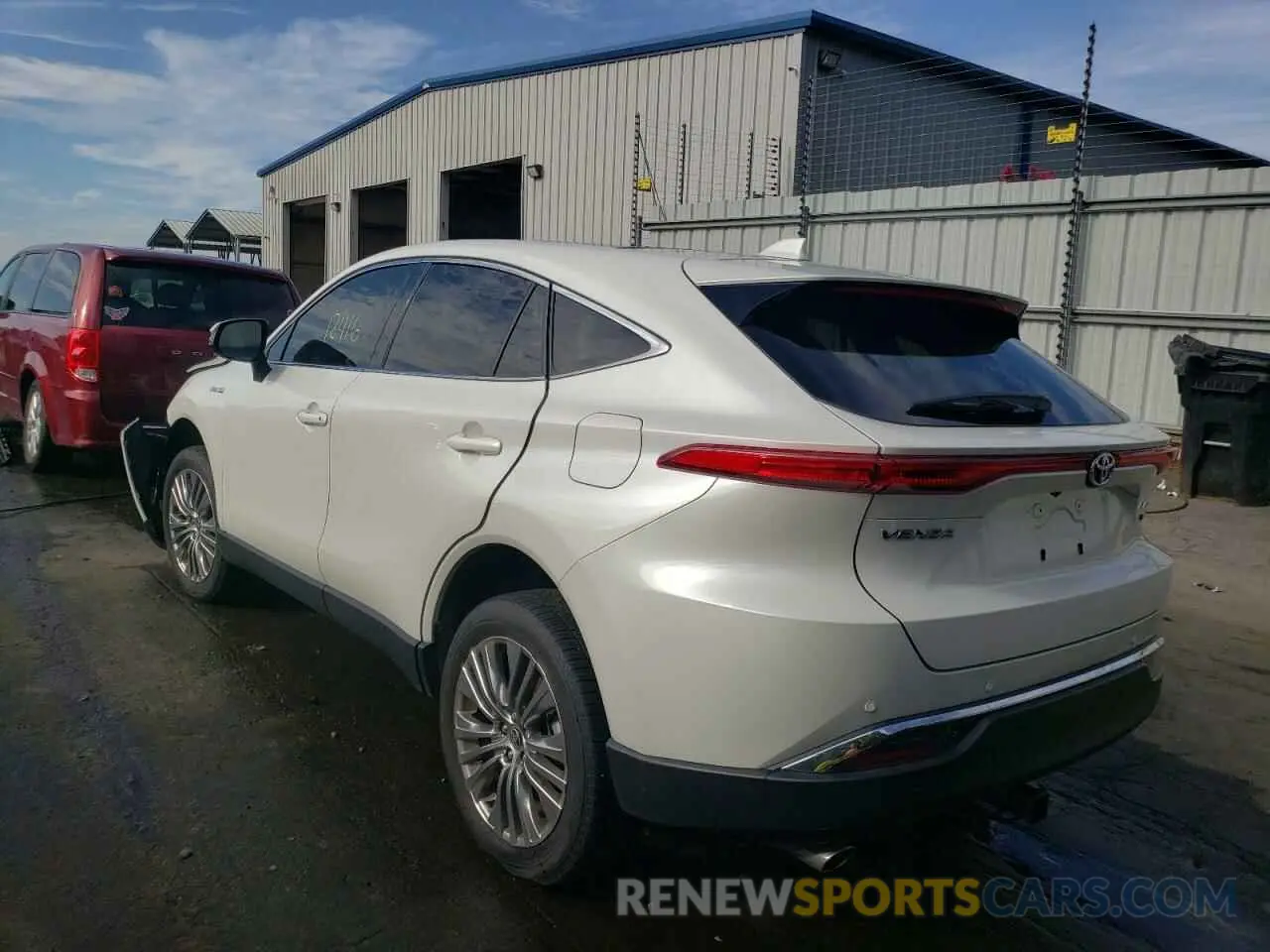 3 Photograph of a damaged car JTEAAAAH4MJ058412 TOYOTA VENZA 2021