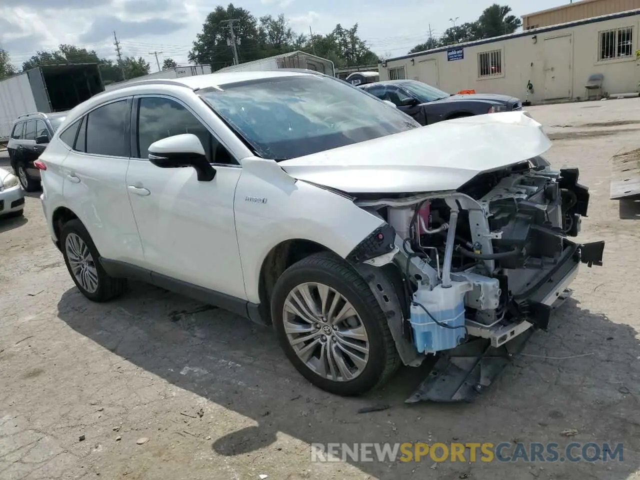 4 Photograph of a damaged car JTEAAAAH4MJ070611 TOYOTA VENZA 2021