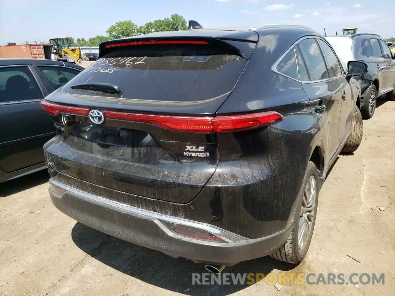 4 Photograph of a damaged car JTEAAAAH5MJ034717 TOYOTA VENZA 2021