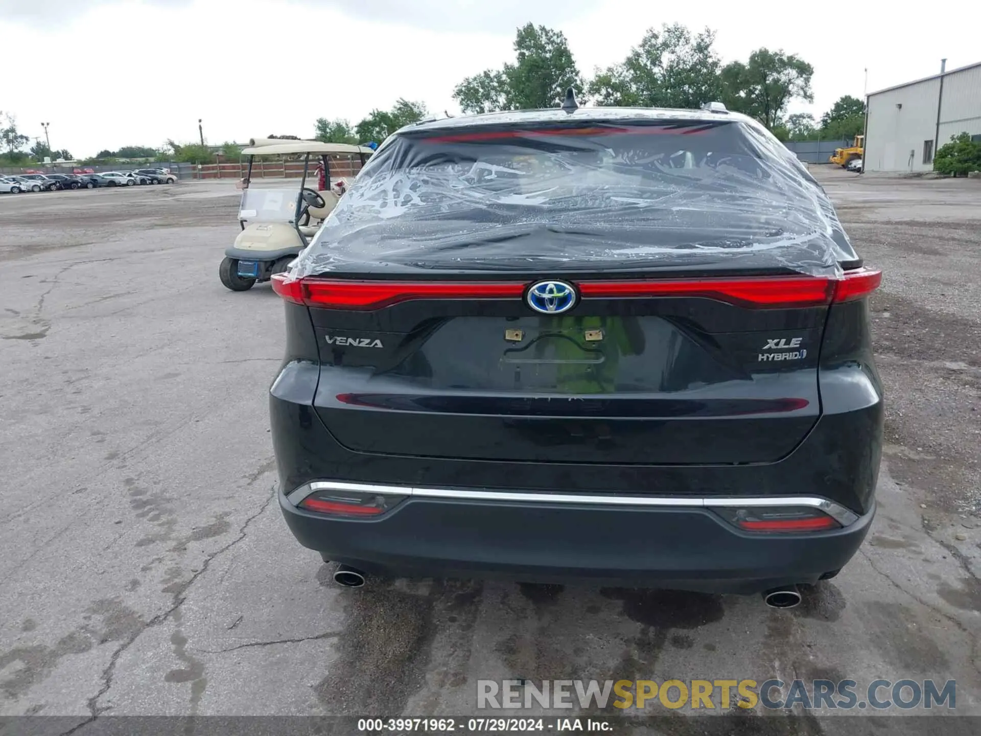 16 Photograph of a damaged car JTEAAAAH5MJ051632 TOYOTA VENZA 2021