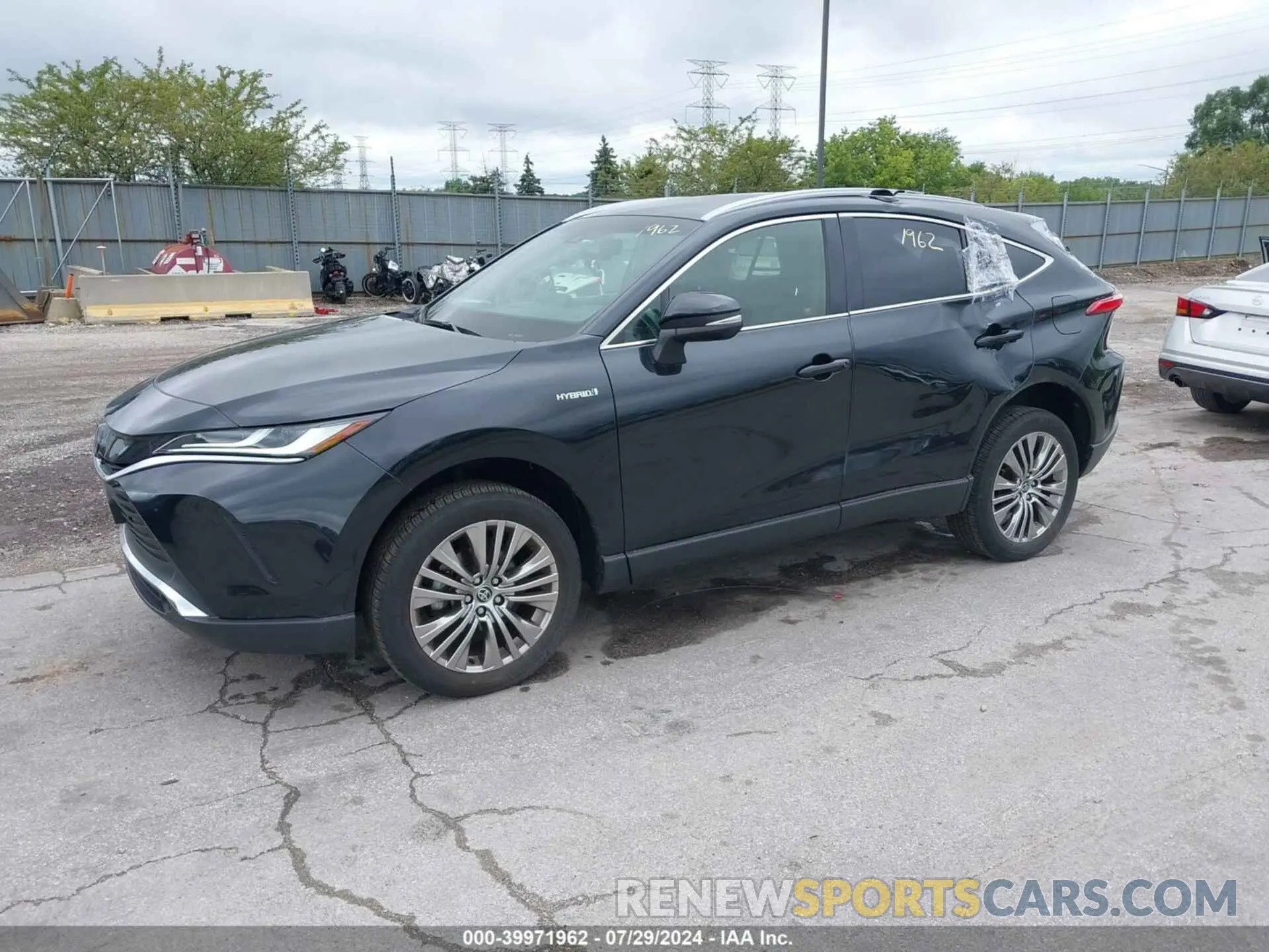 2 Photograph of a damaged car JTEAAAAH5MJ051632 TOYOTA VENZA 2021