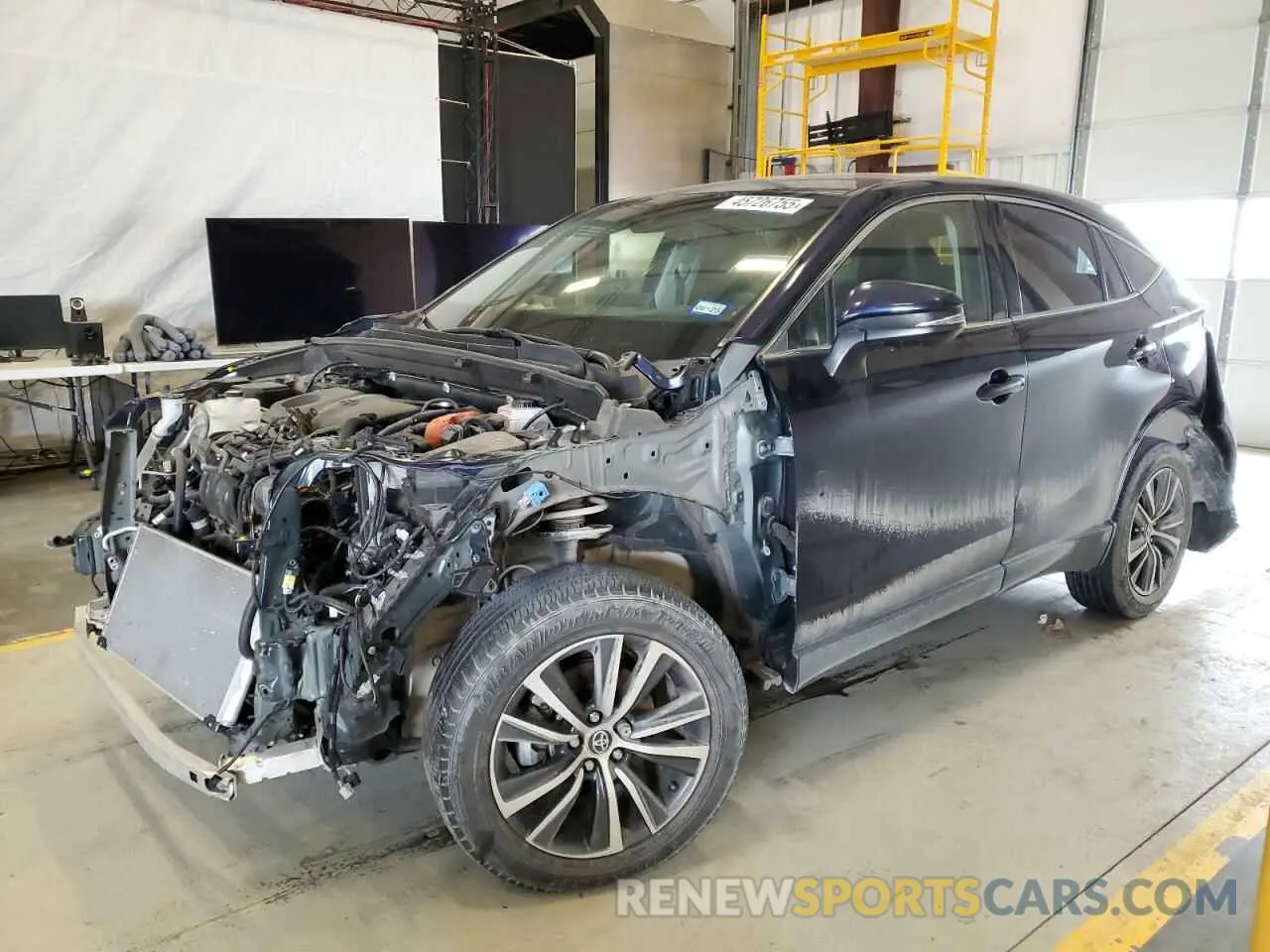 1 Photograph of a damaged car JTEAAAAH6MJ021300 TOYOTA VENZA 2021