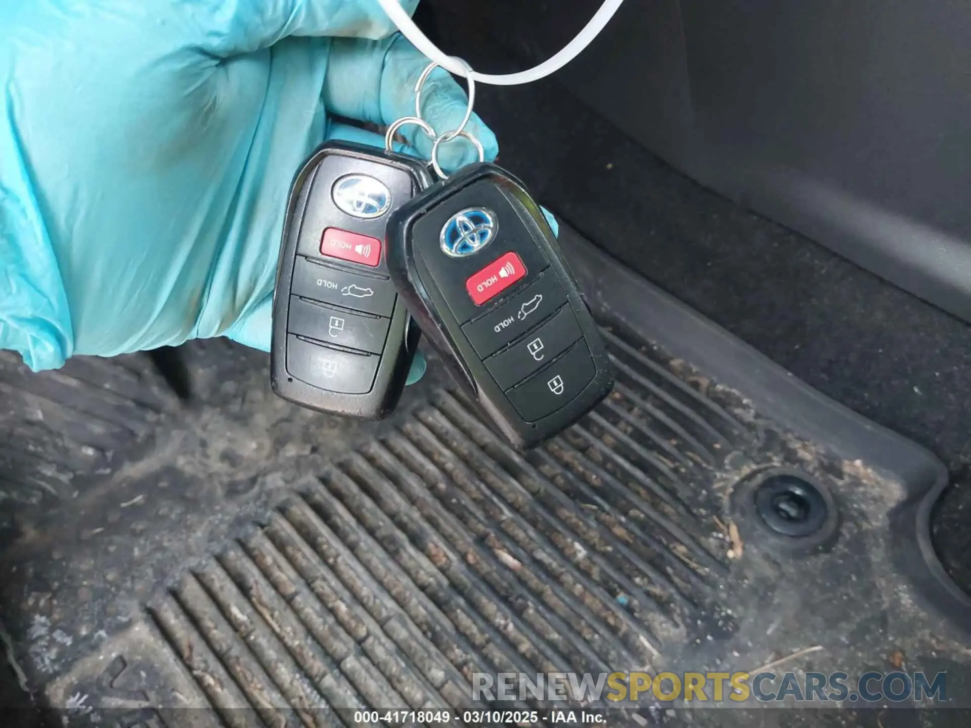 11 Photograph of a damaged car JTEAAAAH6MJ024911 TOYOTA VENZA 2021