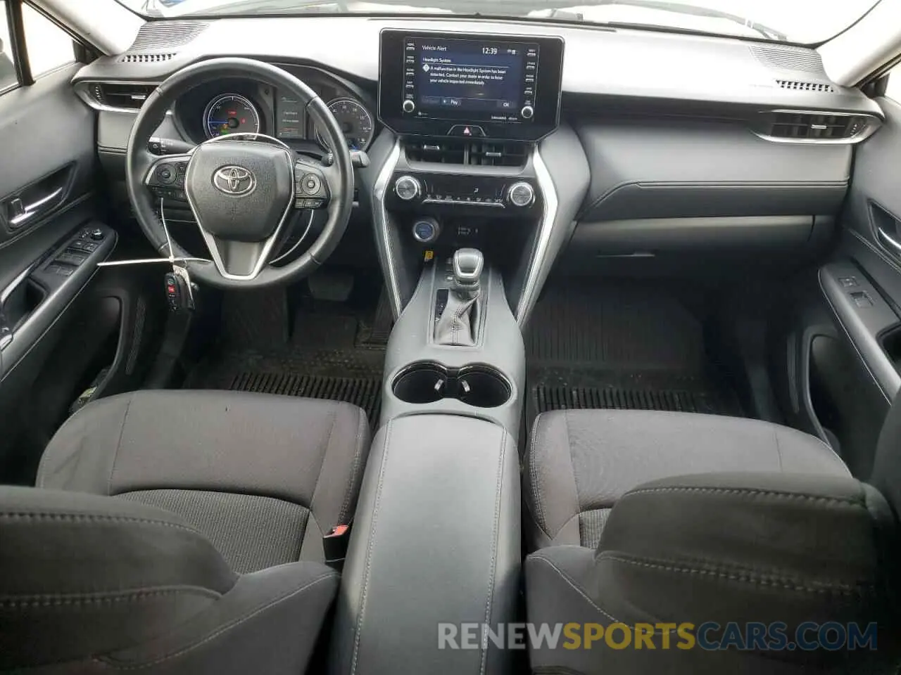8 Photograph of a damaged car JTEAAAAH6MJ085076 TOYOTA VENZA 2021