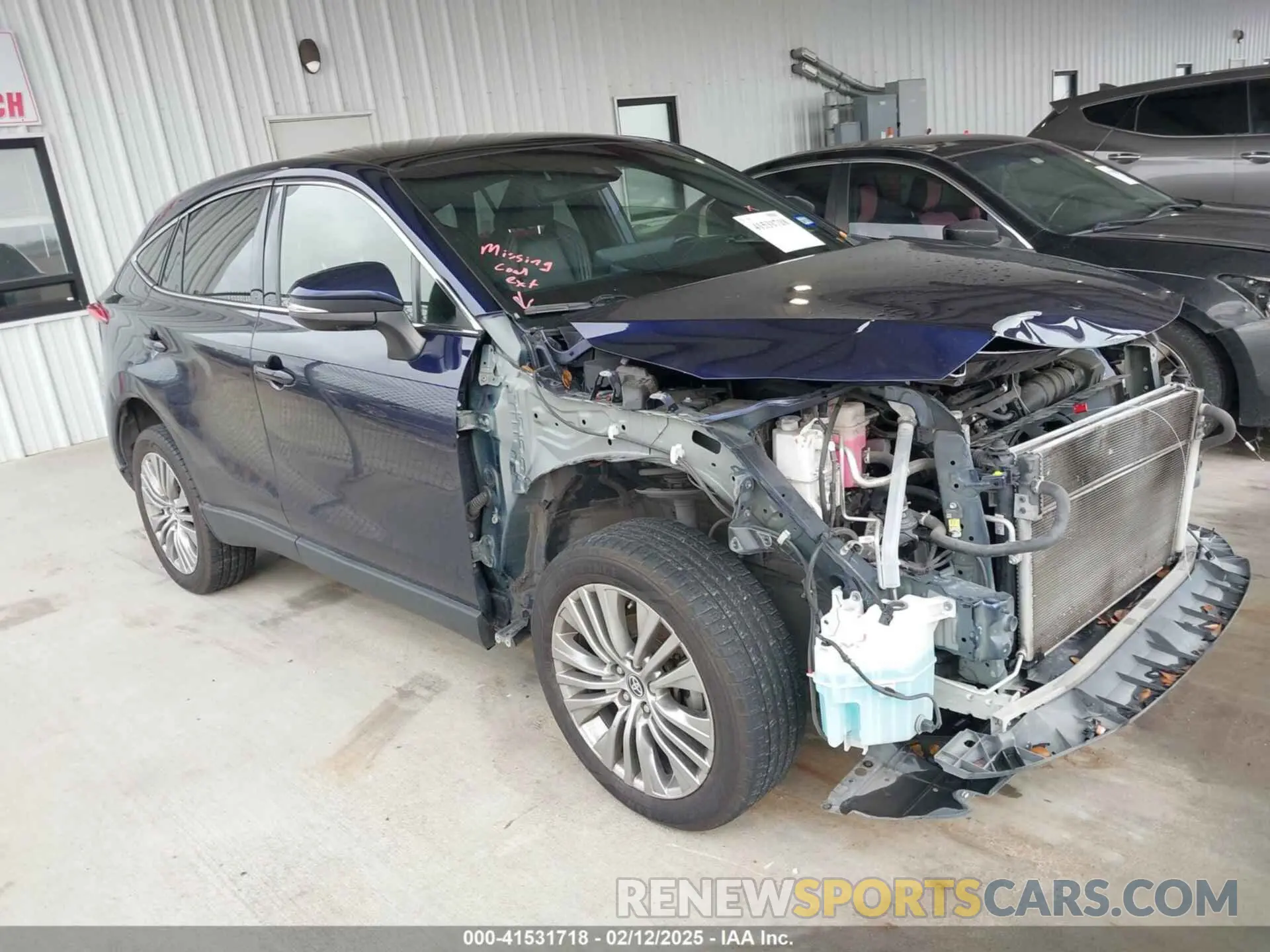 13 Photograph of a damaged car JTEAAAAH7MJ008247 TOYOTA VENZA 2021