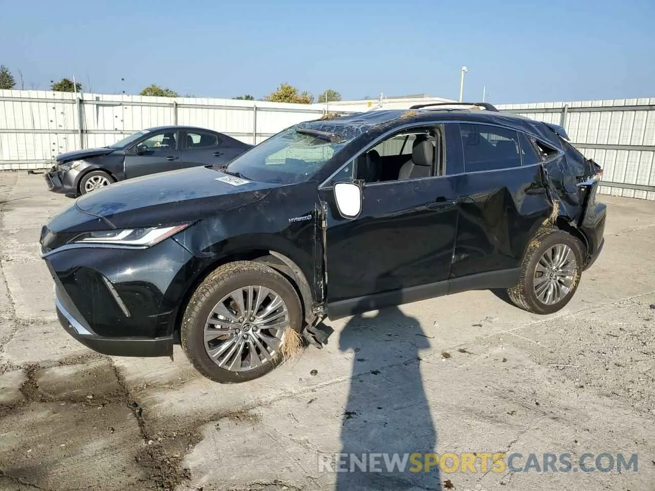 1 Photograph of a damaged car JTEAAAAH7MJ032161 TOYOTA VENZA 2021