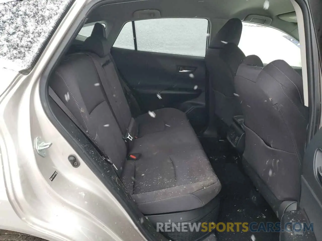 11 Photograph of a damaged car JTEAAAAH7MJ040003 TOYOTA VENZA 2021