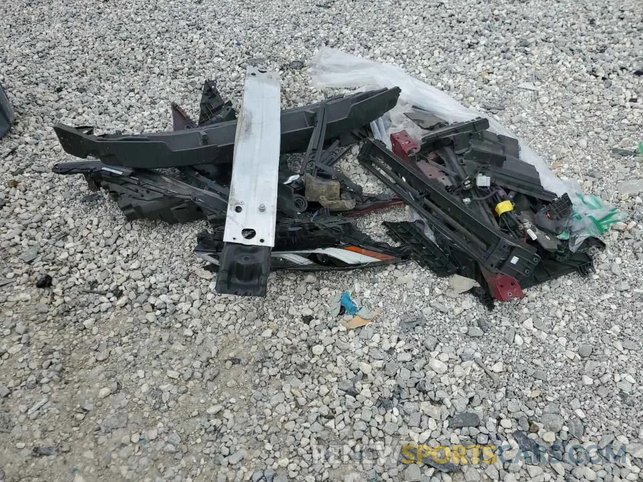 15 Photograph of a damaged car JTEAAAAH7MJ043578 TOYOTA VENZA 2021