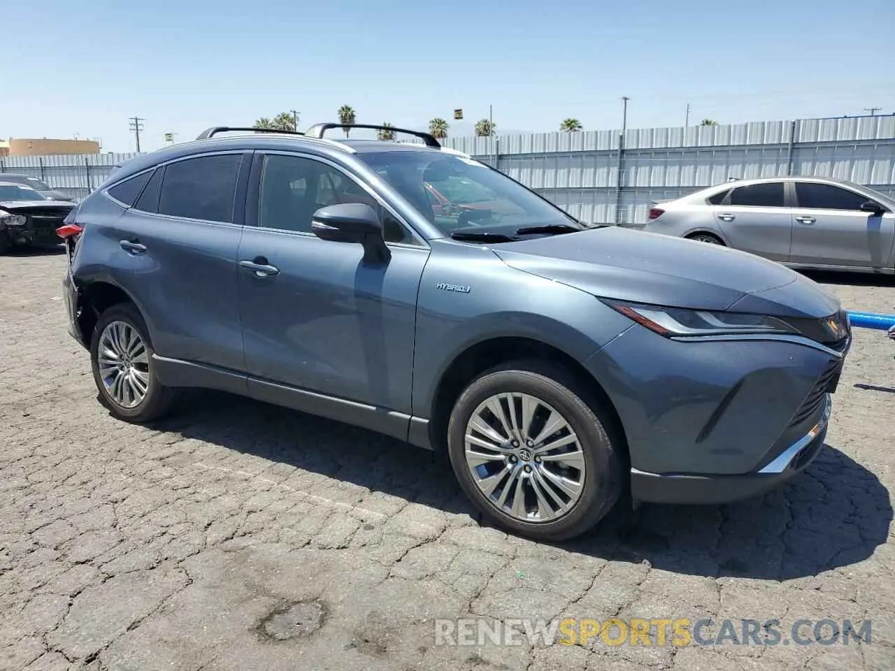 4 Photograph of a damaged car JTEAAAAH7MJ067833 TOYOTA VENZA 2021