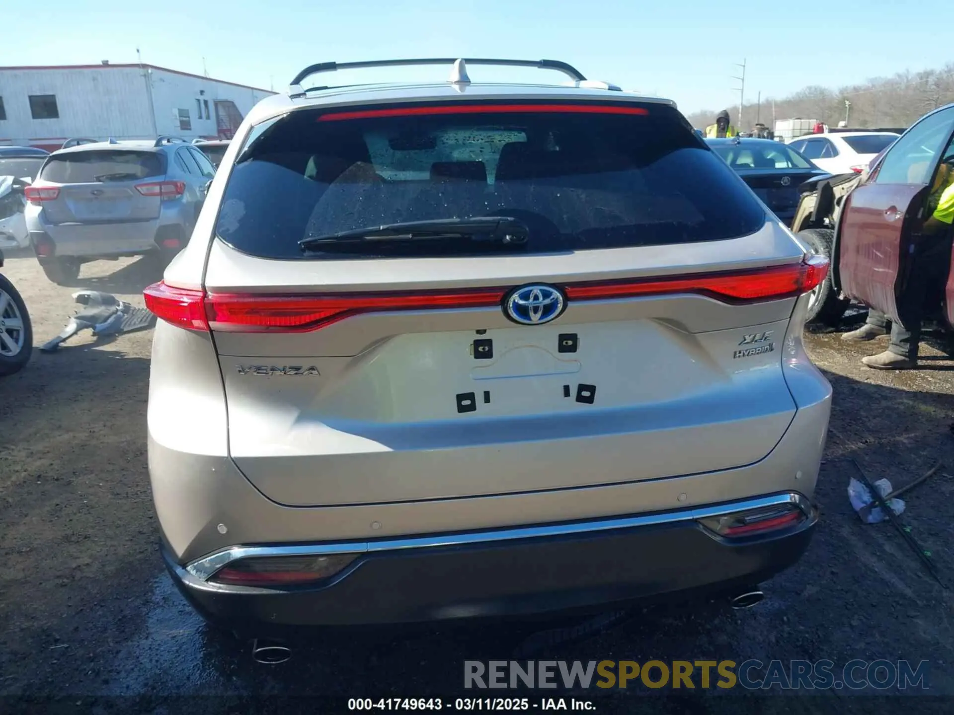 16 Photograph of a damaged car JTEAAAAH7MJ080369 TOYOTA VENZA 2021
