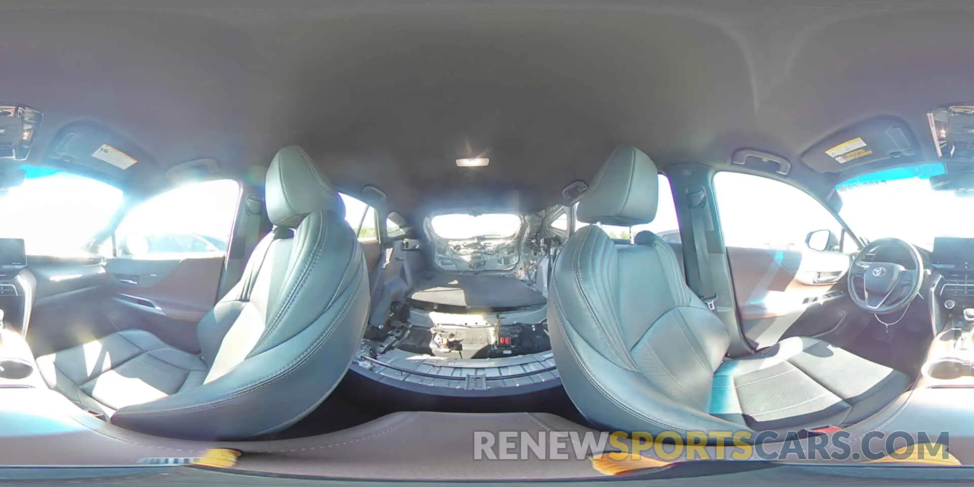 16 Photograph of a damaged car JTEAAAAH8MJ006393 TOYOTA VENZA 2021