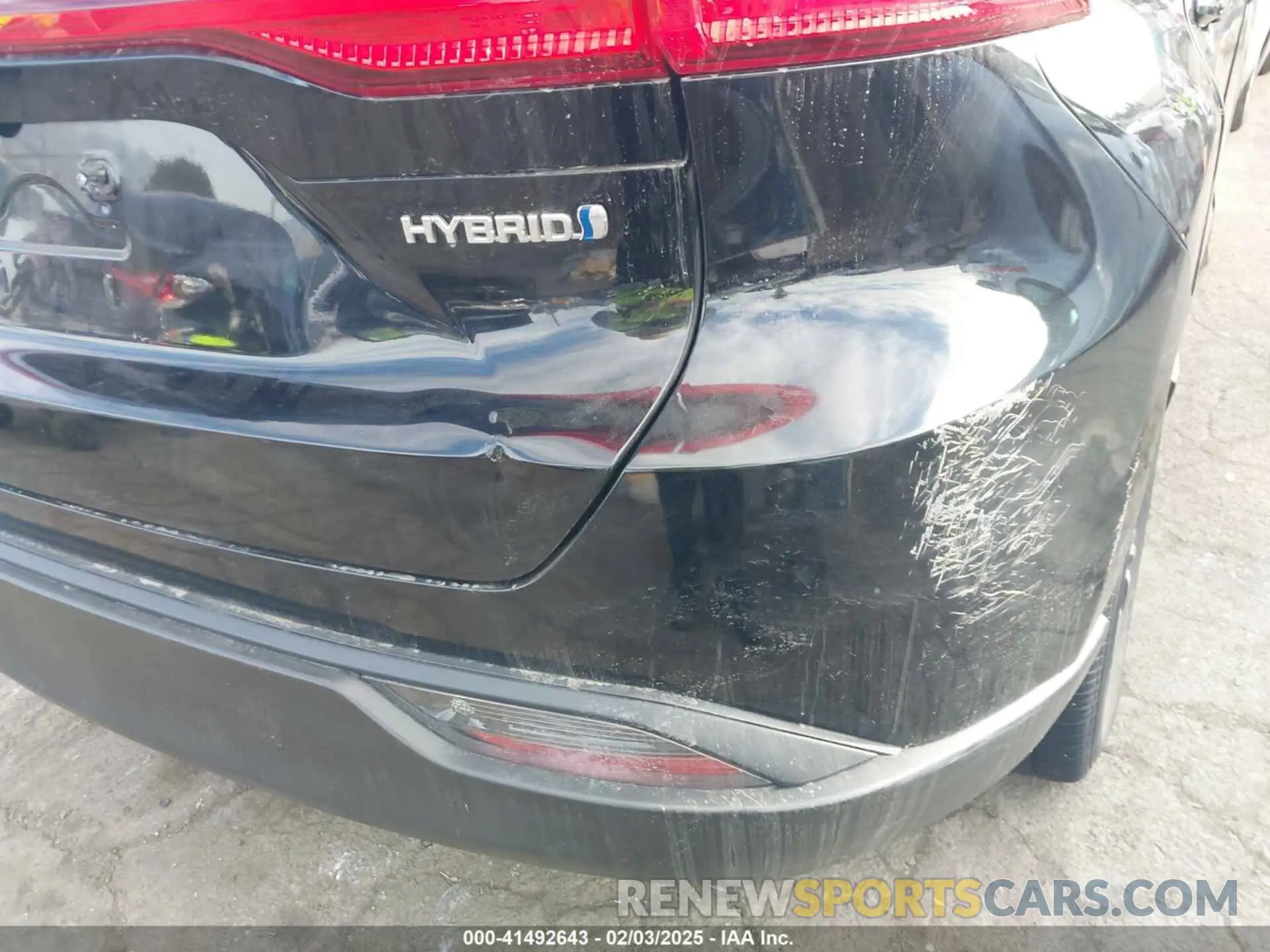 19 Photograph of a damaged car JTEAAAAH8MJ031018 TOYOTA VENZA 2021