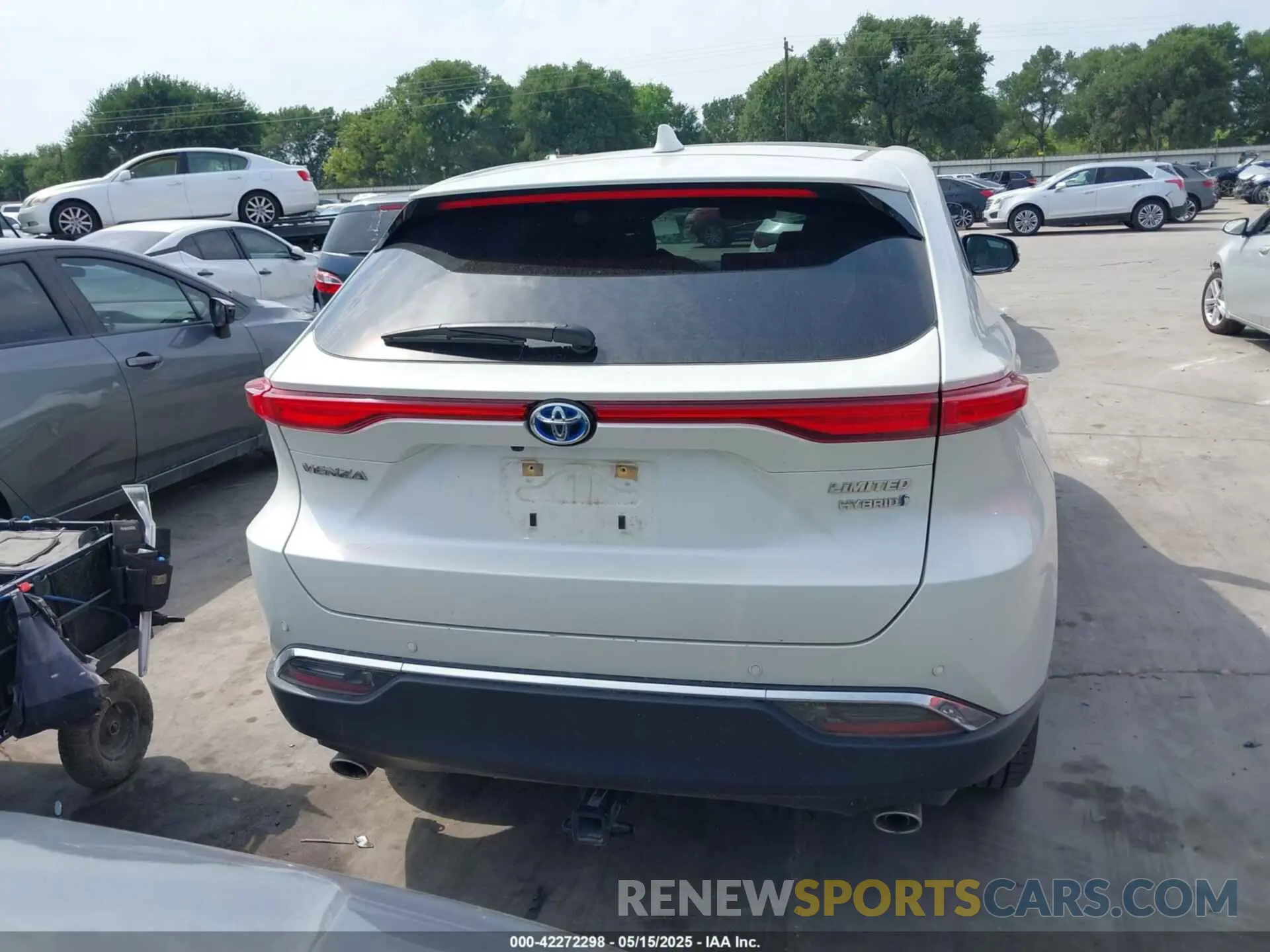 16 Фотография поврежденного автомобиля JTEAAAAH8MJ033030 TOYOTA VENZA 2021