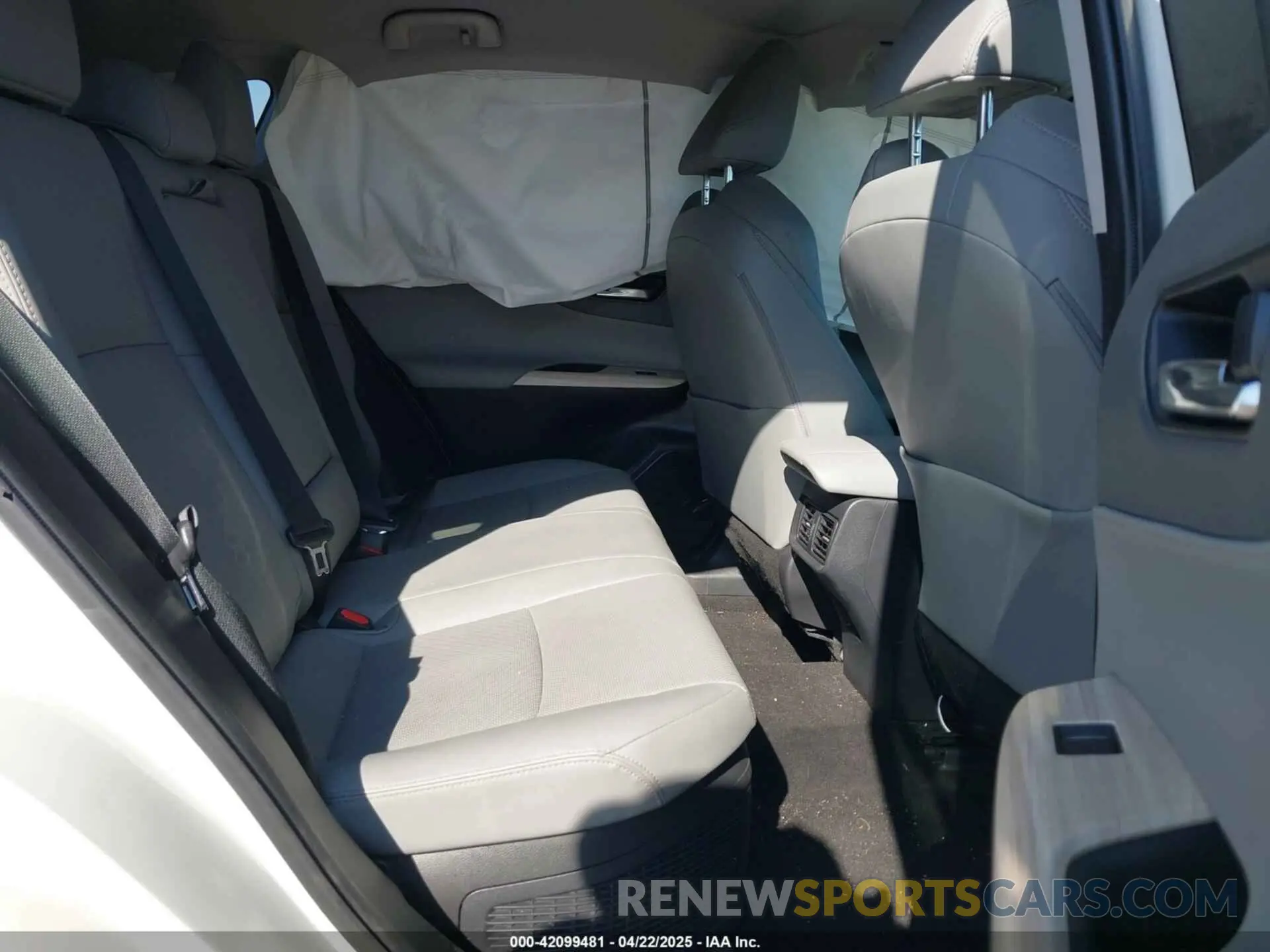 8 Photograph of a damaged car JTEAAAAH8MJ060065 TOYOTA VENZA 2021
