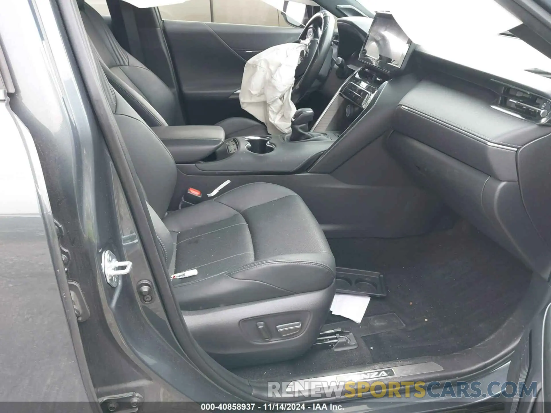 5 Photograph of a damaged car JTEAAAAH8MJ086682 TOYOTA VENZA 2021