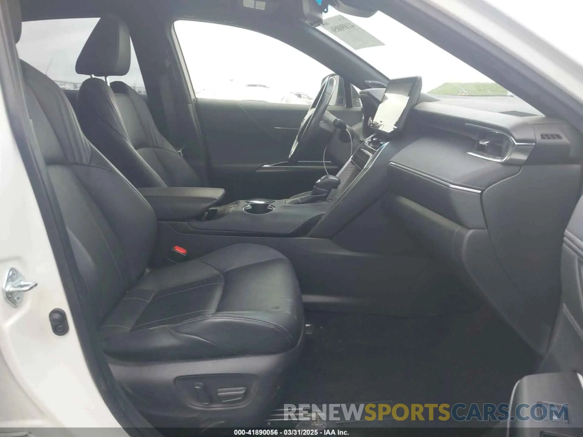 5 Photograph of a damaged car JTEAAAAH9MJ025535 TOYOTA VENZA 2021