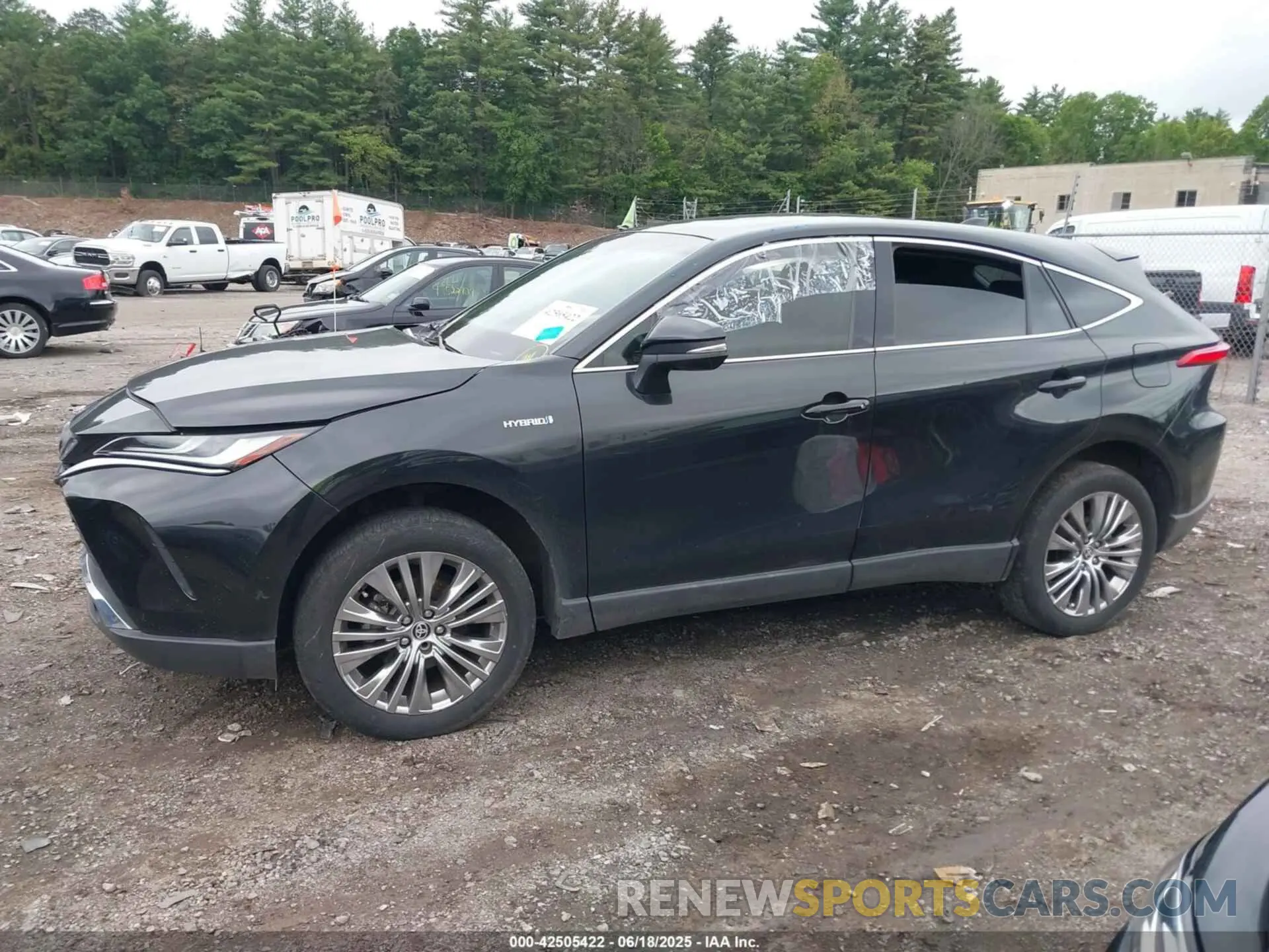 14 Photograph of a damaged car JTEAAAAH9MJ027723 TOYOTA VENZA 2021