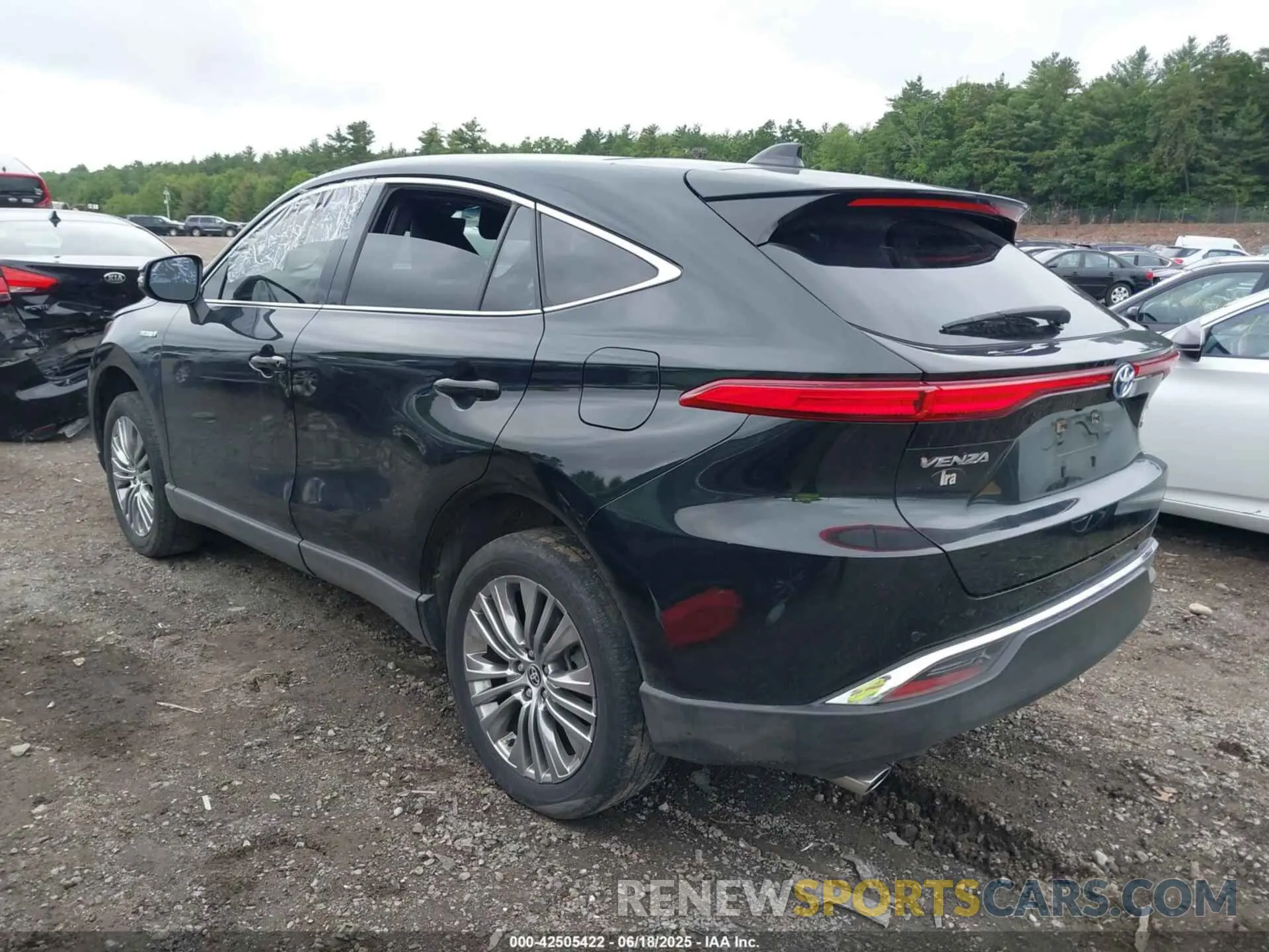 3 Photograph of a damaged car JTEAAAAH9MJ027723 TOYOTA VENZA 2021