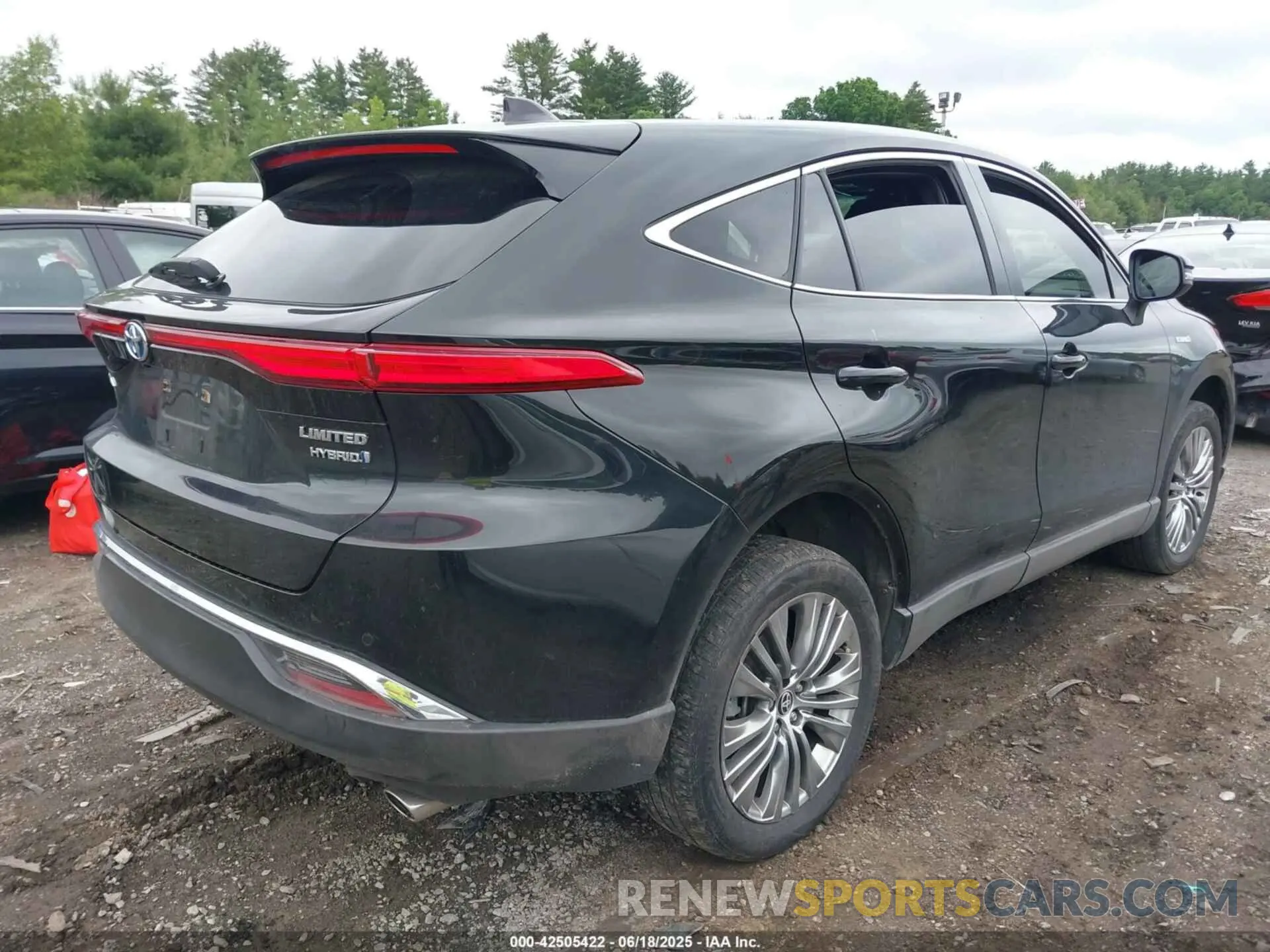 4 Photograph of a damaged car JTEAAAAH9MJ027723 TOYOTA VENZA 2021