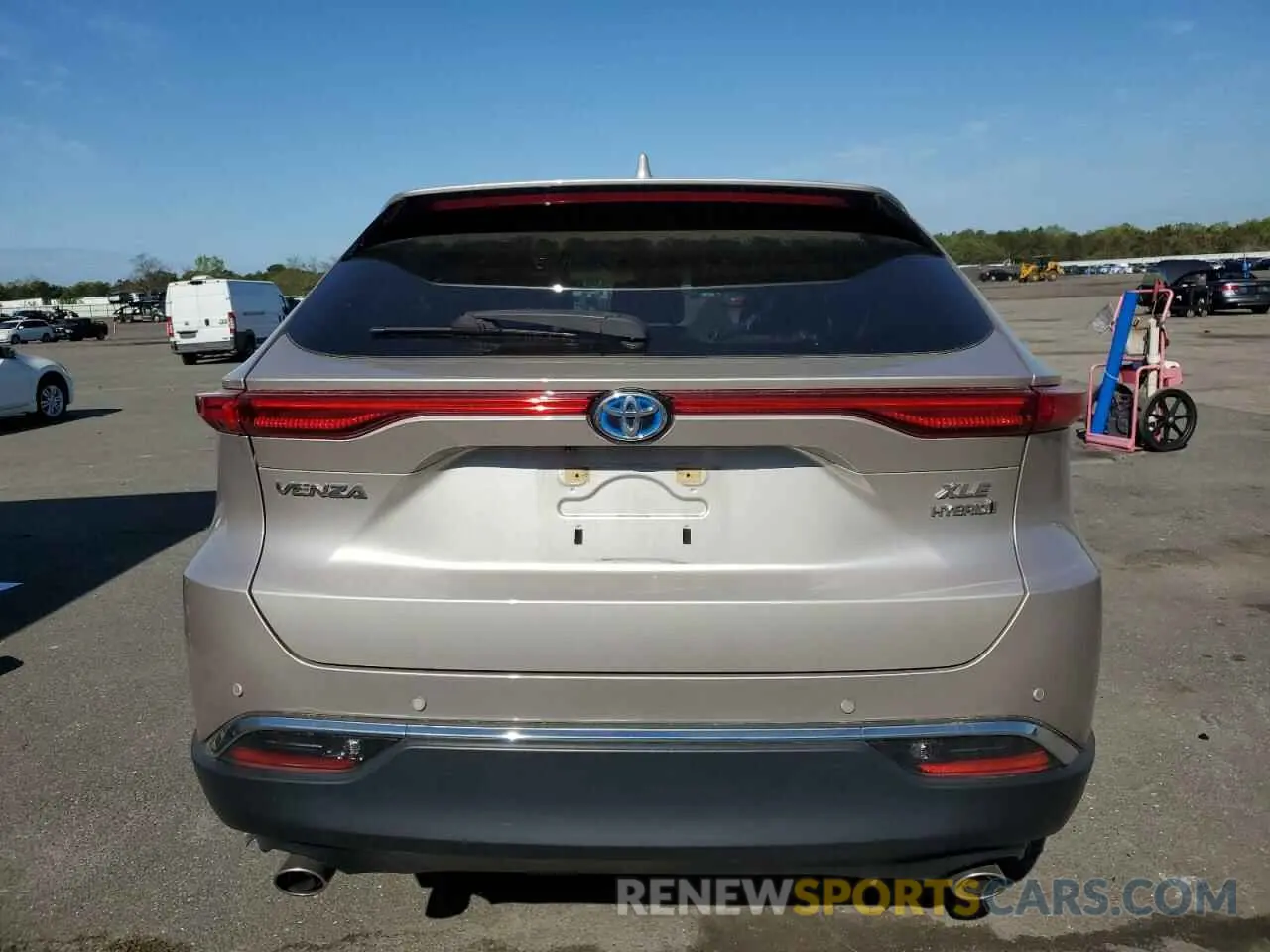 6 Photograph of a damaged car JTEAAAAH9MJ046501 TOYOTA VENZA 2021