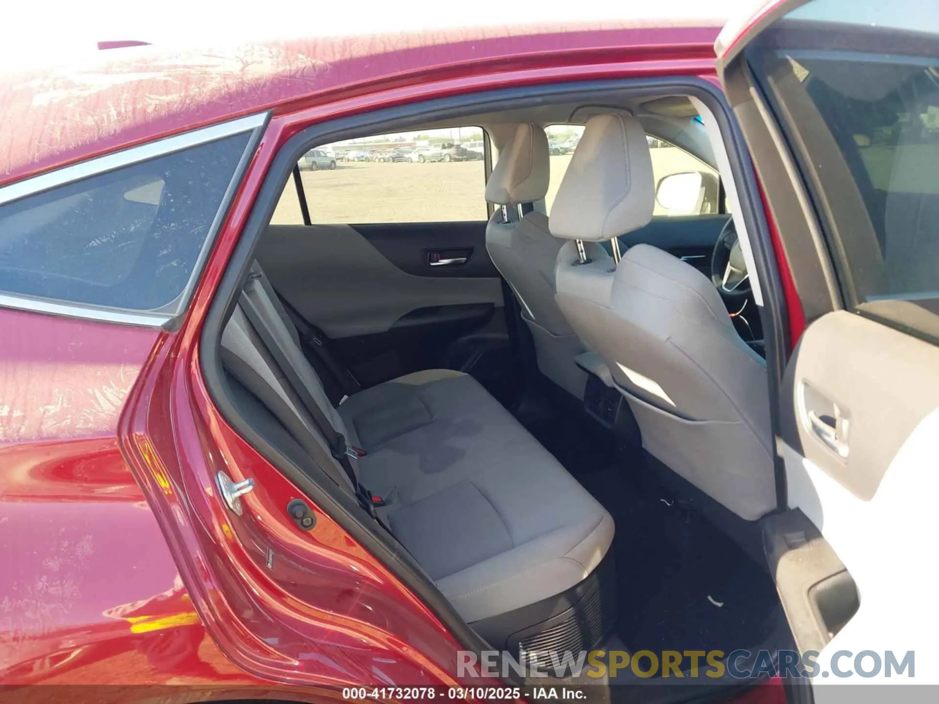 8 Photograph of a damaged car JTEAAAAH9MJ049365 TOYOTA VENZA 2021