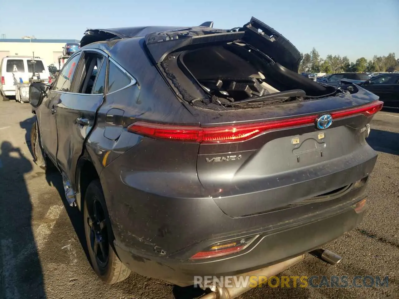 3 Photograph of a damaged car JTEAAAAHXMJ014625 TOYOTA VENZA 2021