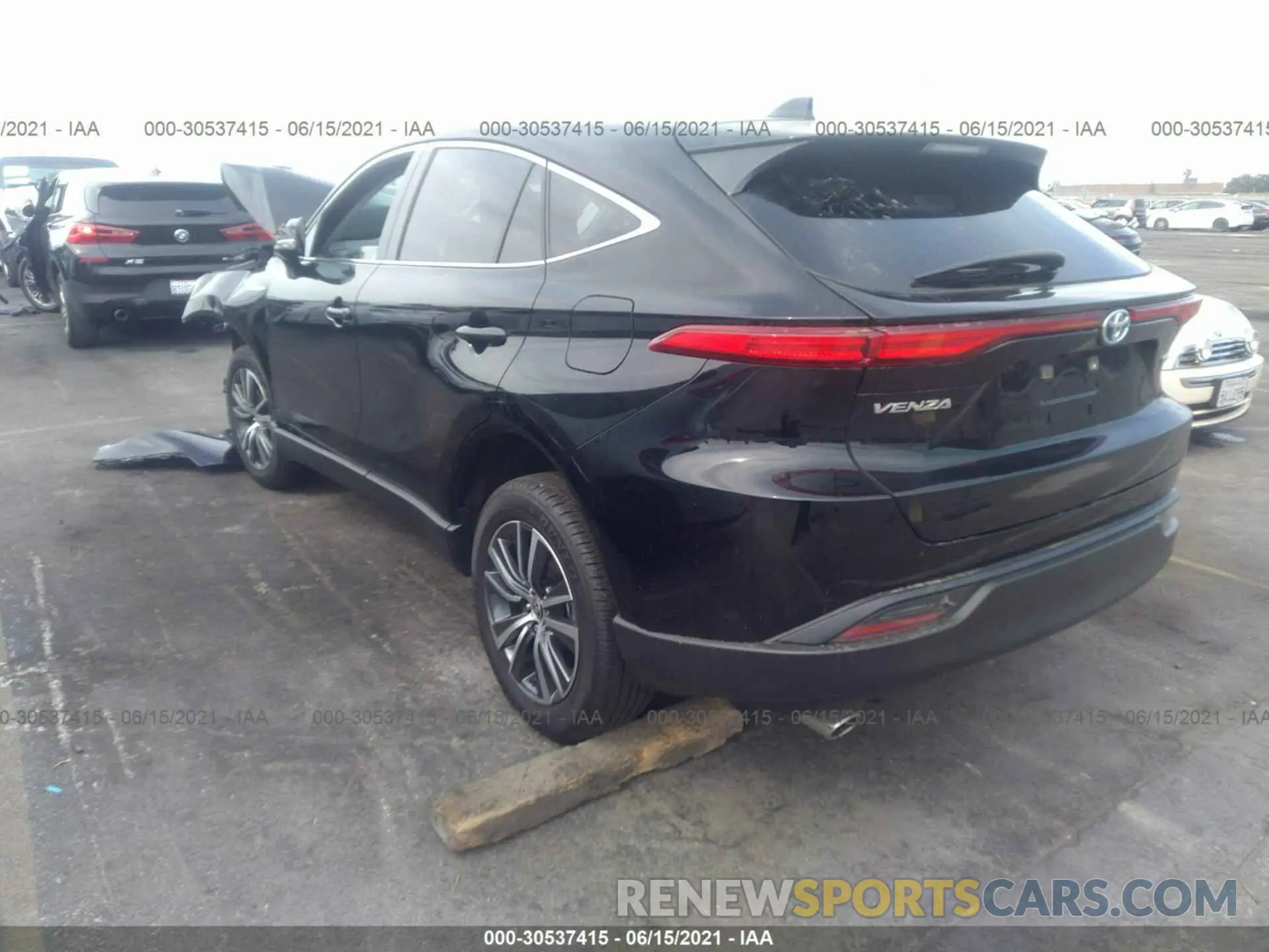 3 Photograph of a damaged car JTEAAAAHXMJ019341 TOYOTA VENZA 2021