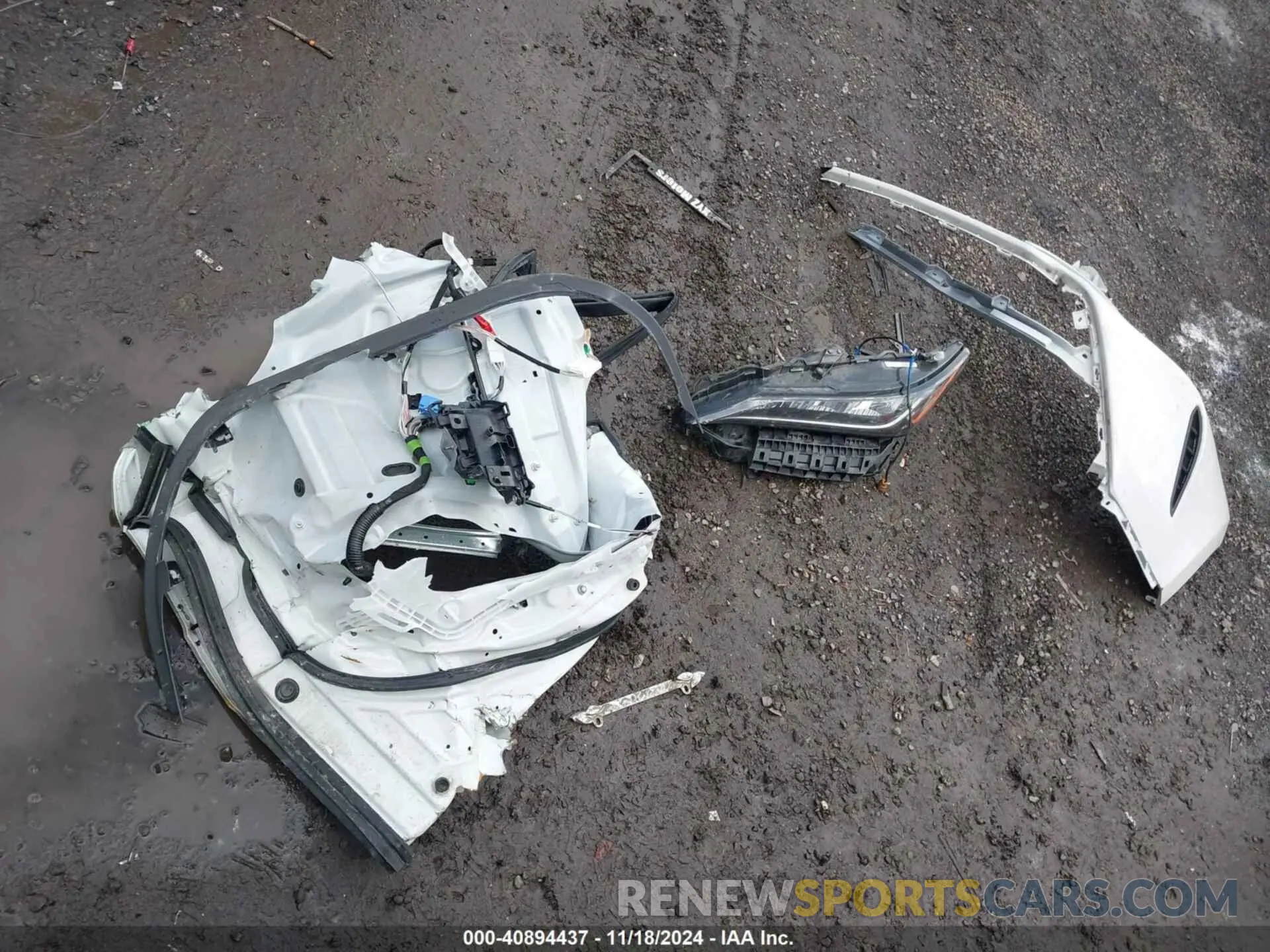11 Photograph of a damaged car JTEAAAAHXMJ022496 TOYOTA VENZA 2021