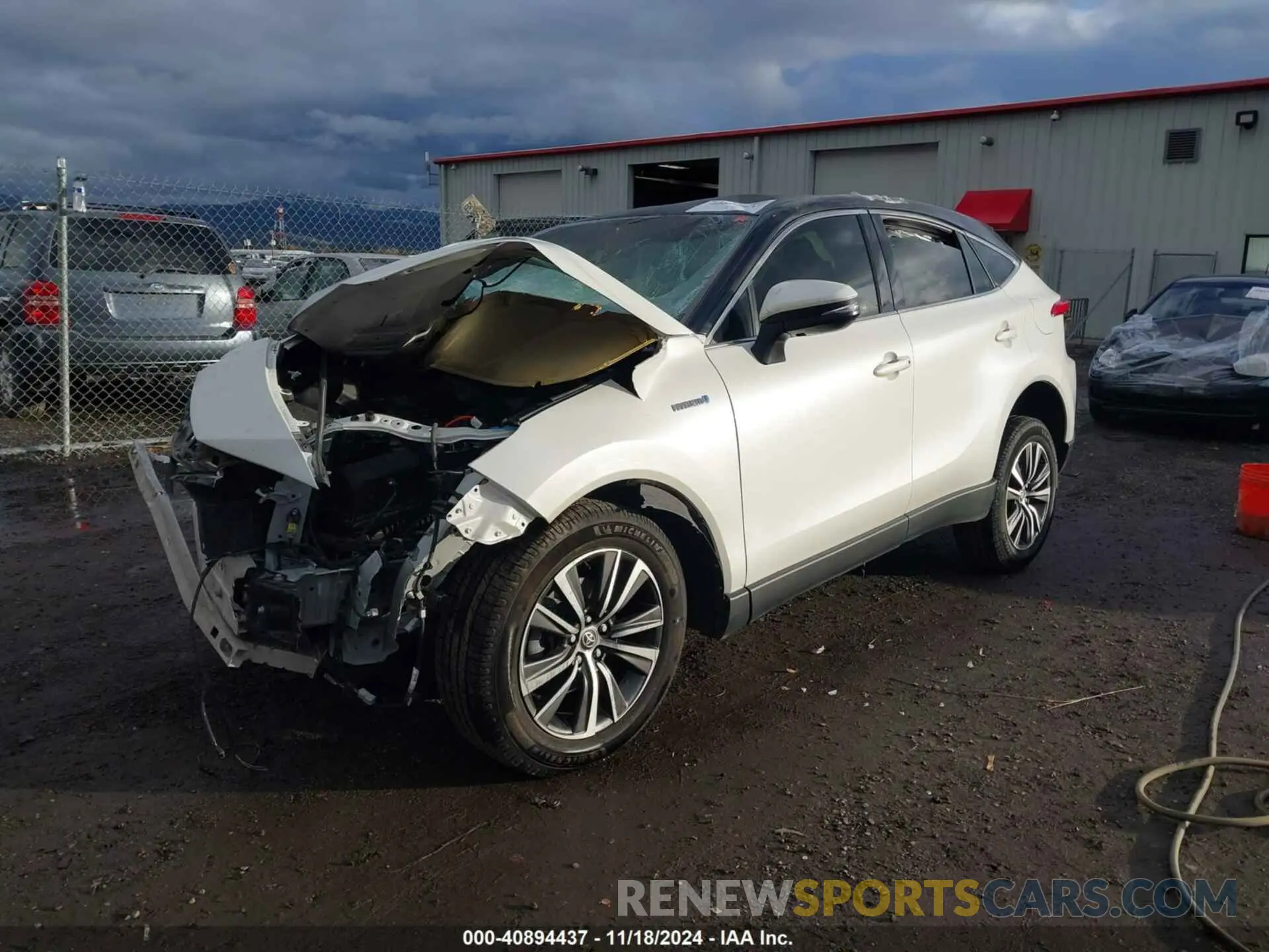 2 Photograph of a damaged car JTEAAAAHXMJ022496 TOYOTA VENZA 2021
