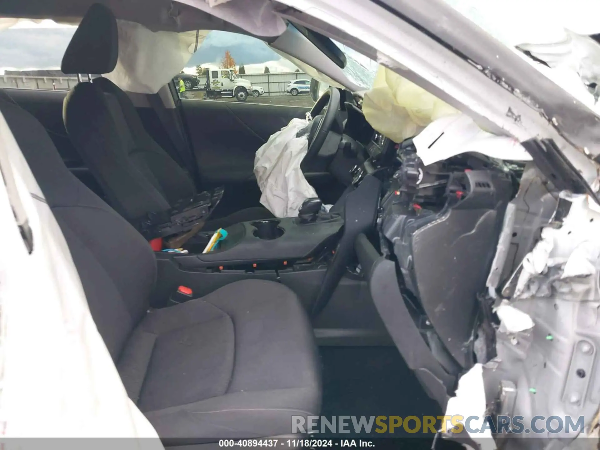 5 Photograph of a damaged car JTEAAAAHXMJ022496 TOYOTA VENZA 2021