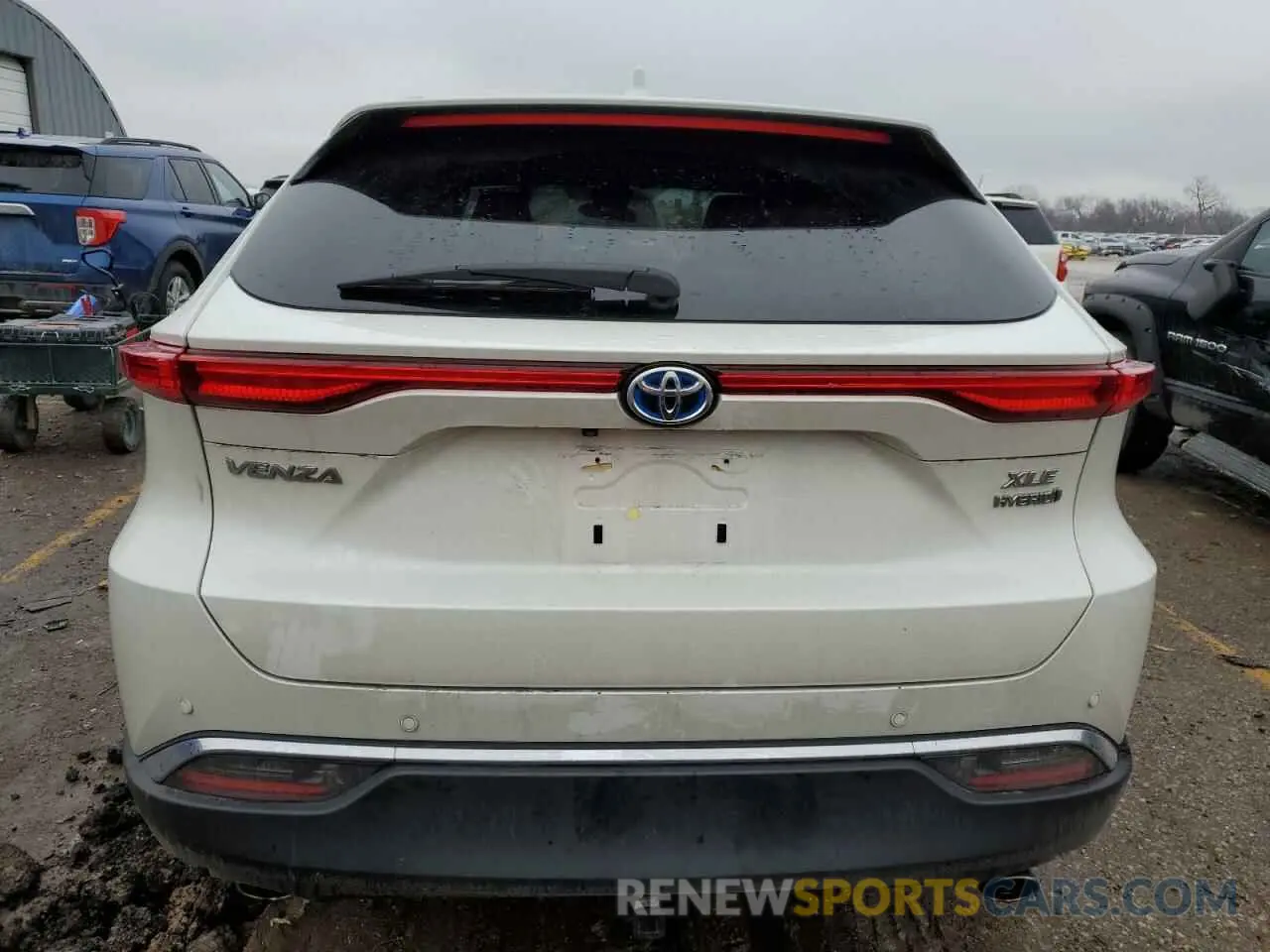6 Photograph of a damaged car JTEAAAAHXMJ043350 TOYOTA VENZA 2021
