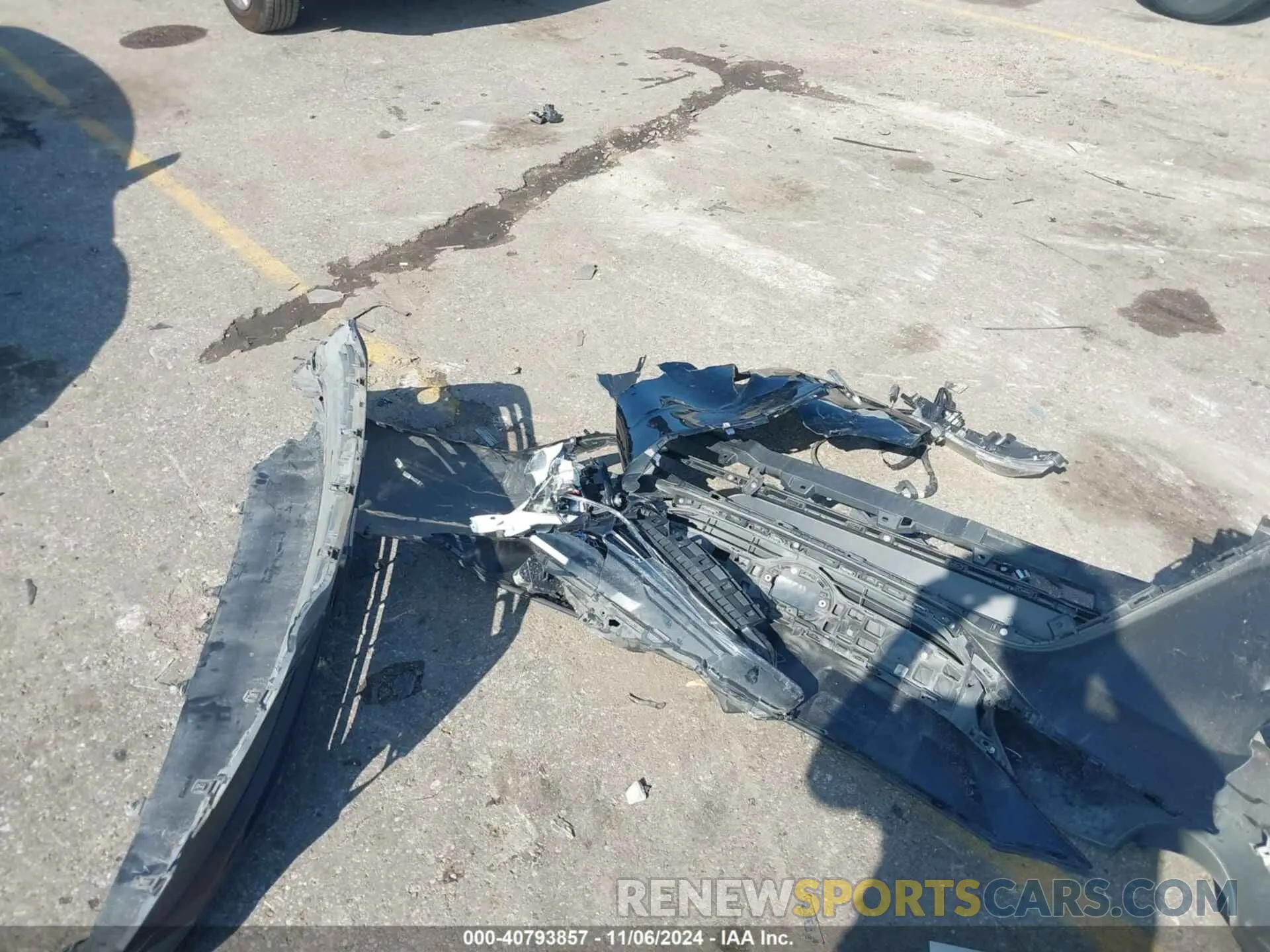 11 Photograph of a damaged car JTEAAAAHXMJ068488 TOYOTA VENZA 2021