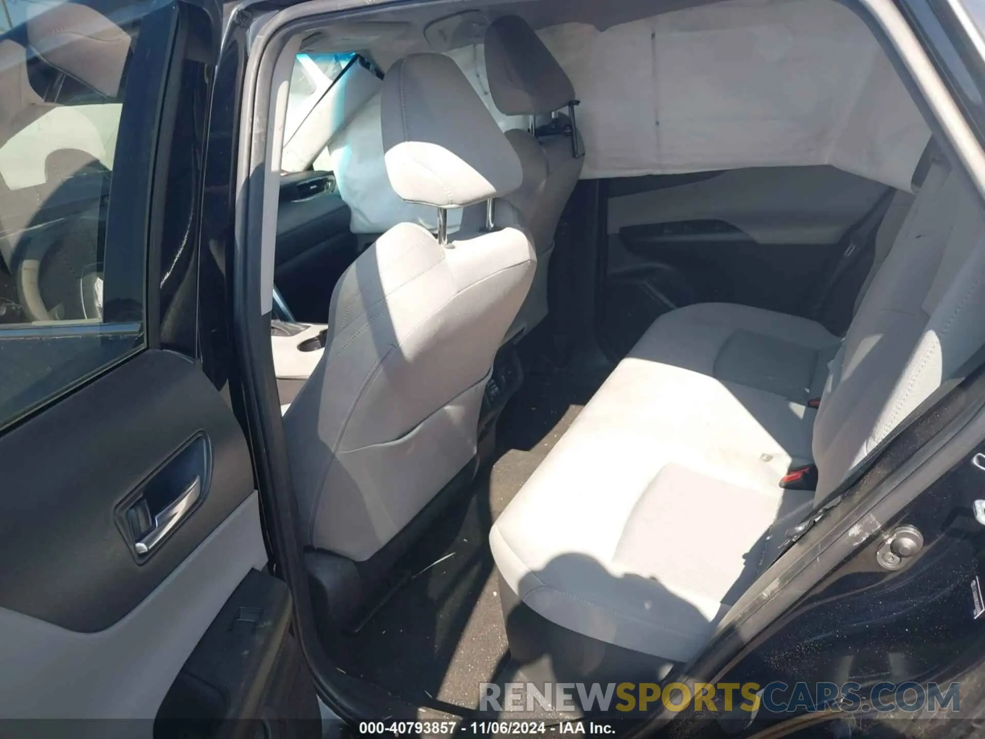 8 Photograph of a damaged car JTEAAAAHXMJ068488 TOYOTA VENZA 2021