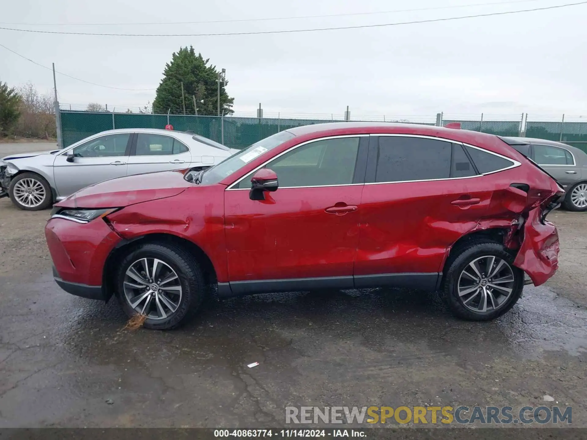 15 Photograph of a damaged car JTEAAAAH0NJ091215 TOYOTA VENZA 2022
