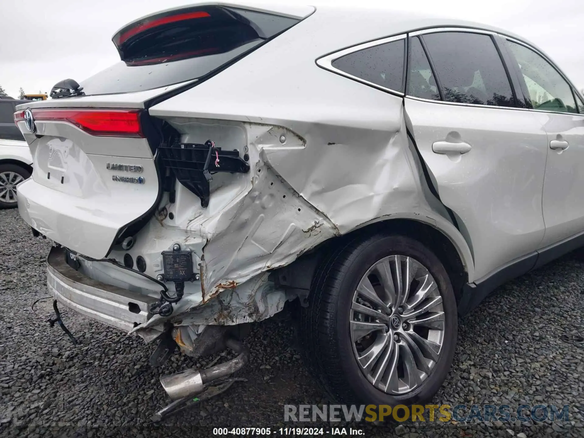 6 Photograph of a damaged car JTEAAAAH3NJ090396 TOYOTA VENZA 2022