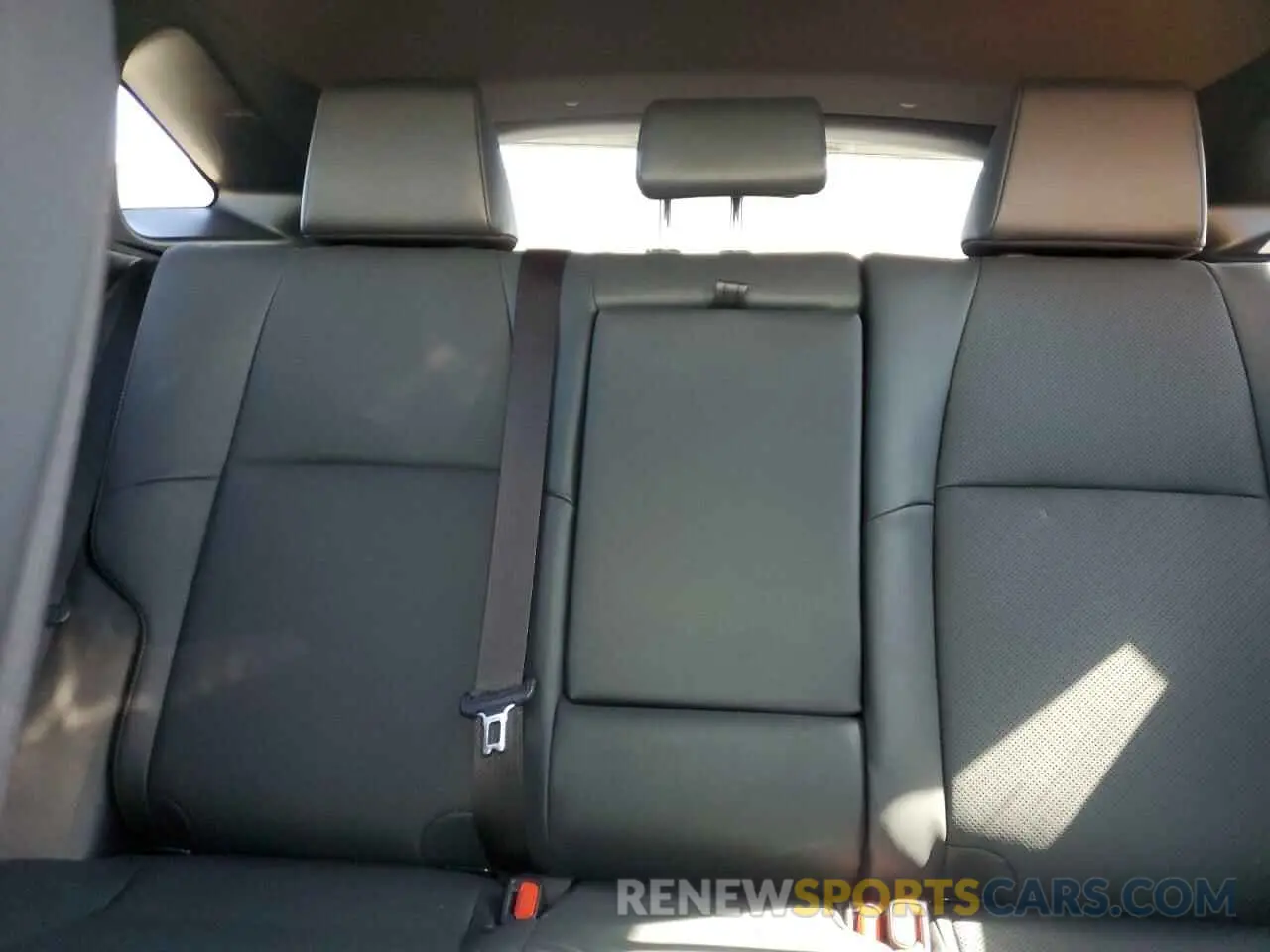 10 Photograph of a damaged car JTEAAAAH4NJ100997 TOYOTA VENZA 2022