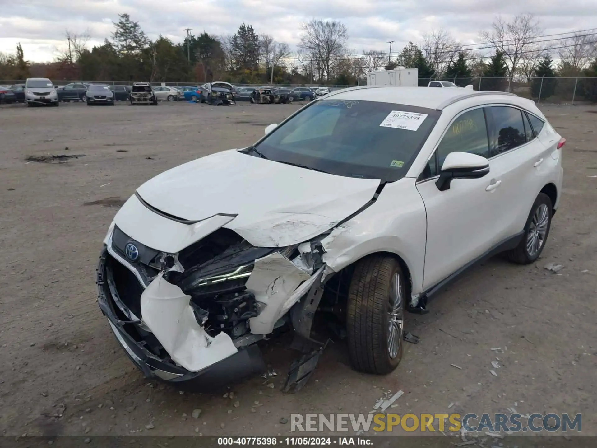 2 Photograph of a damaged car JTEAAAAH4NJ115046 TOYOTA VENZA 2022
